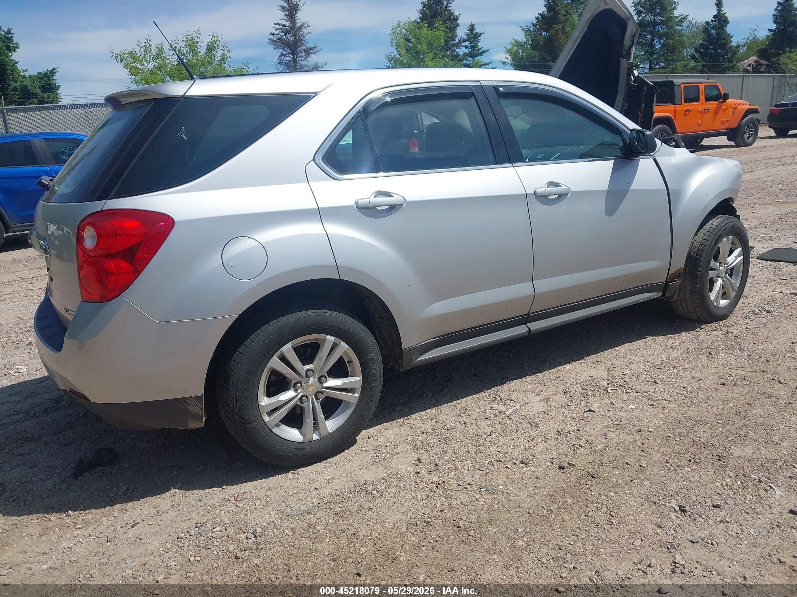 2013 Chevrolet Equinox Ls Silver vin: 2GNALBEK5D6125761