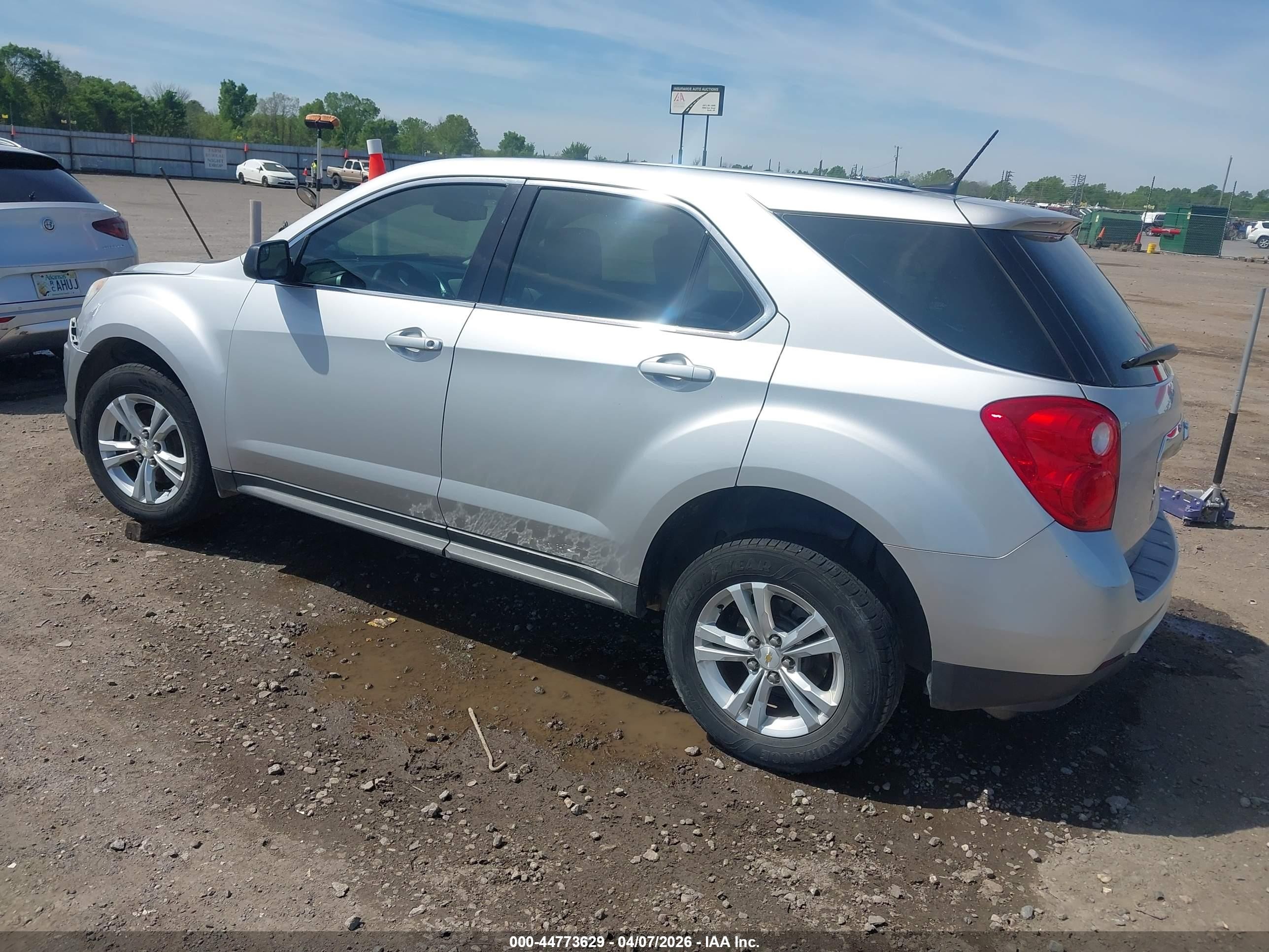 2013 Chevrolet Equinox Ls Silver vin: 2GNALBEK5D6428359