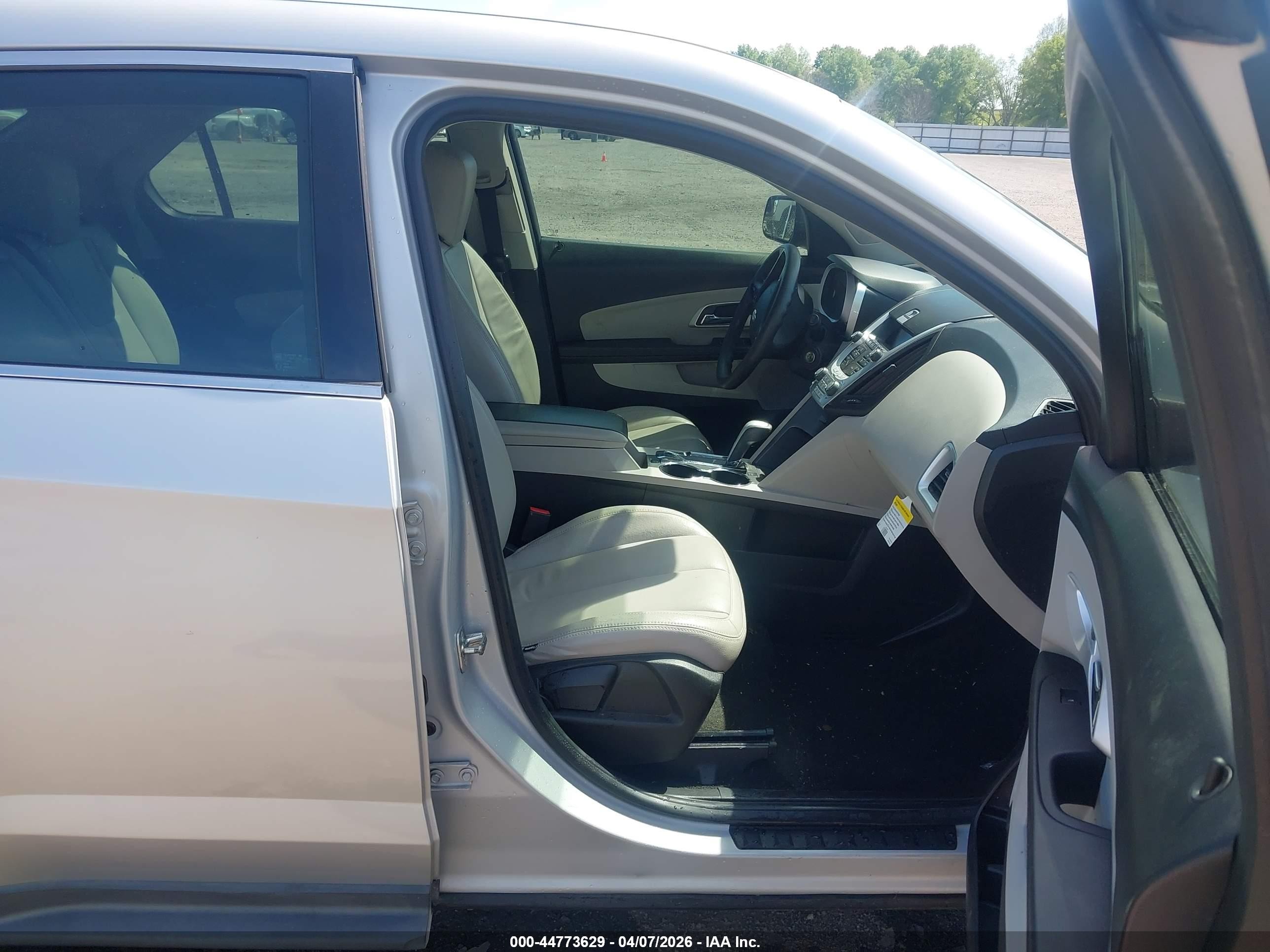 2013 Chevrolet Equinox Ls Silver vin: 2GNALBEK5D6428359
