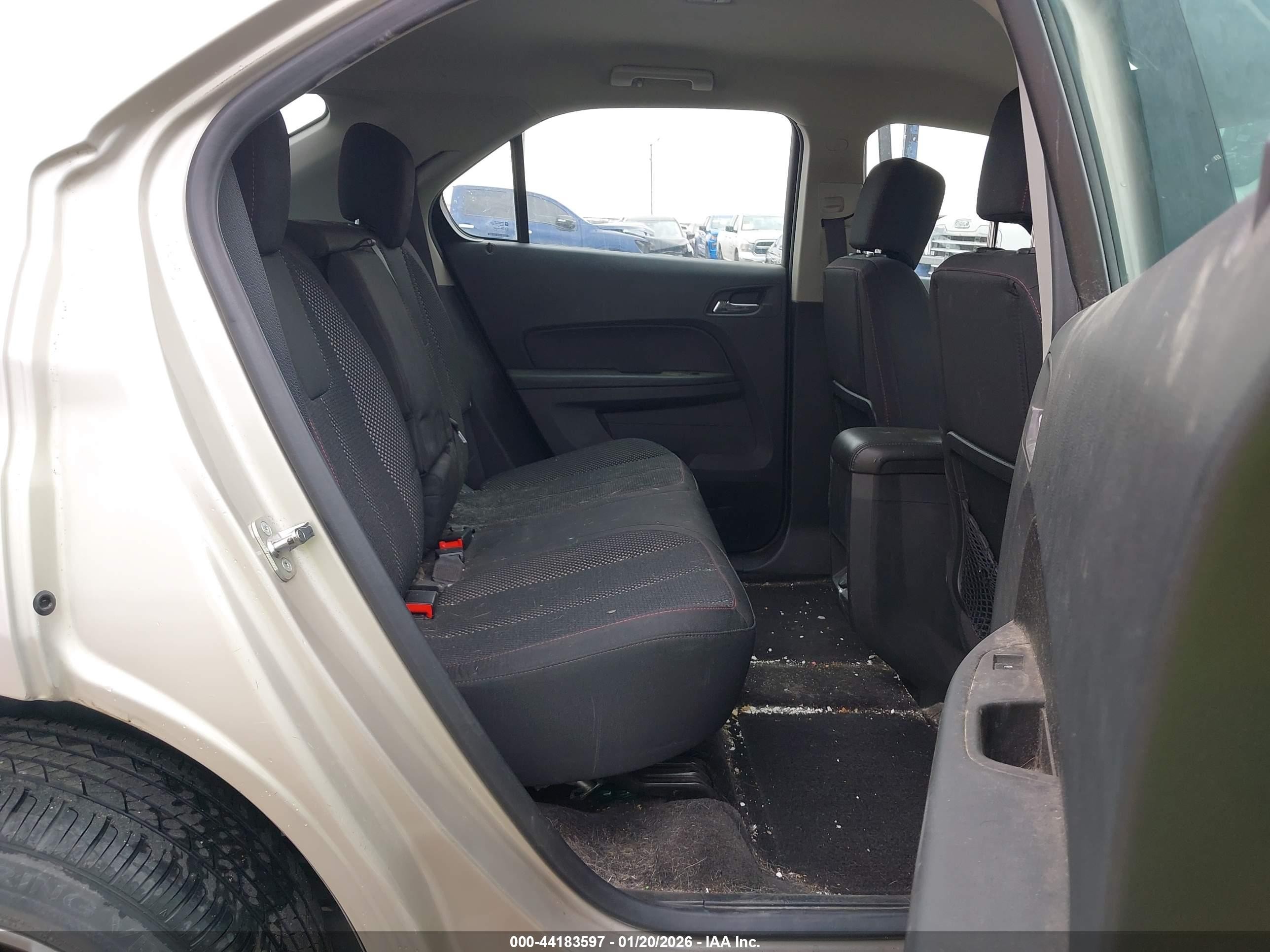 2016 Chevrolet Equinox Ls Кремовый vin: 2GNALBEK5G1140374