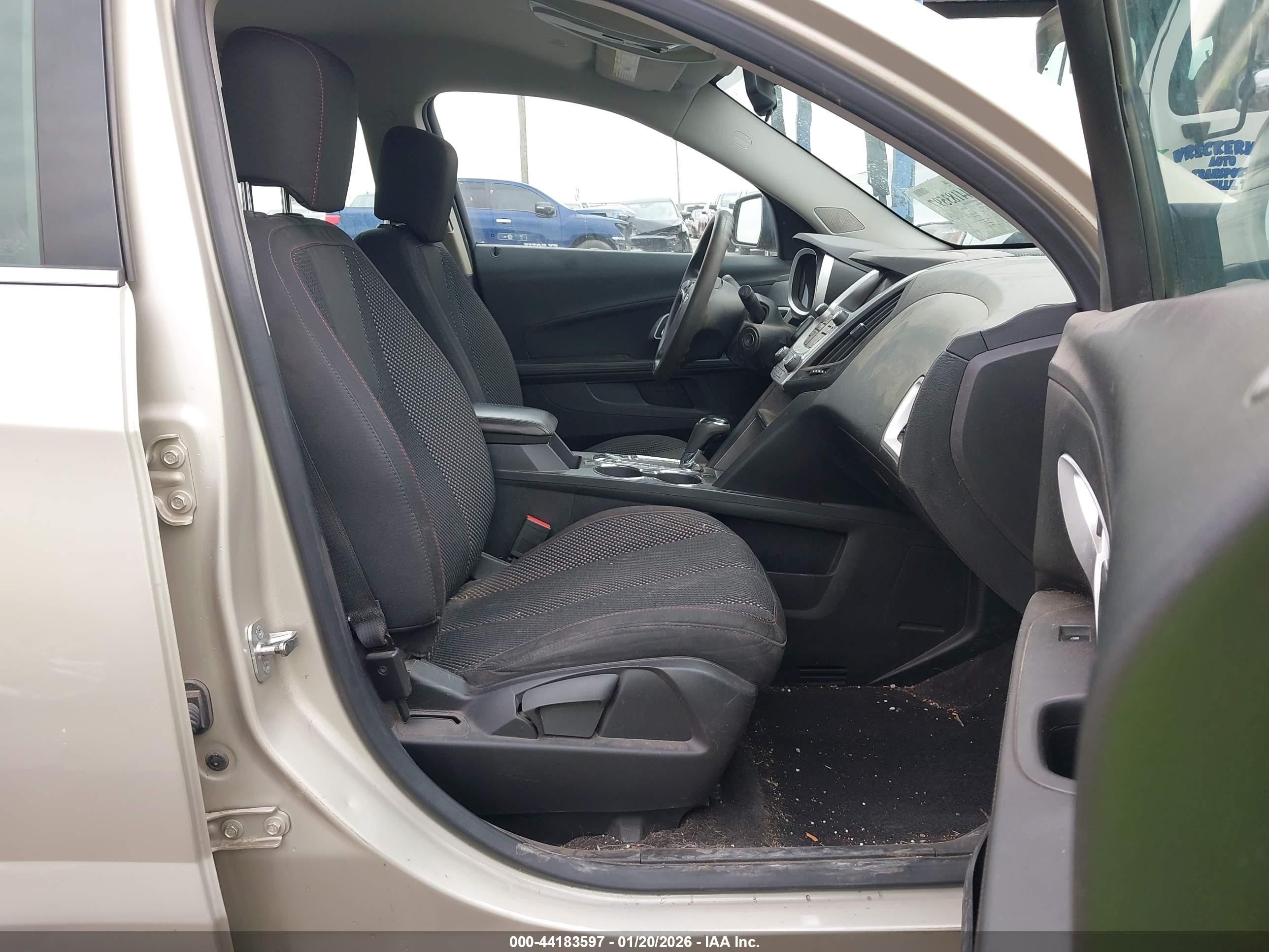 2016 Chevrolet Equinox Ls Кремовый vin: 2GNALBEK5G1140374