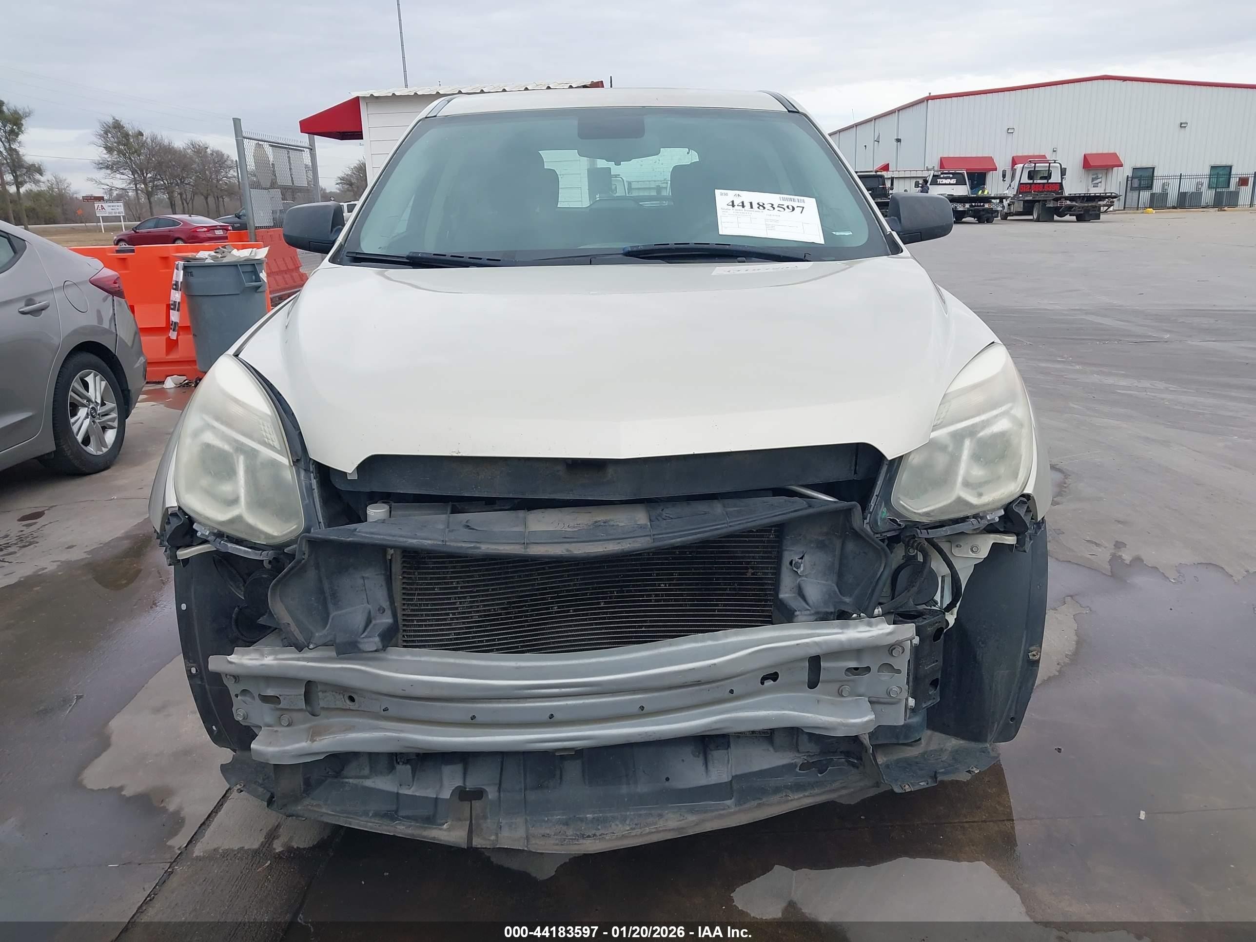2016 Chevrolet Equinox Ls Кремовый vin: 2GNALBEK5G1140374