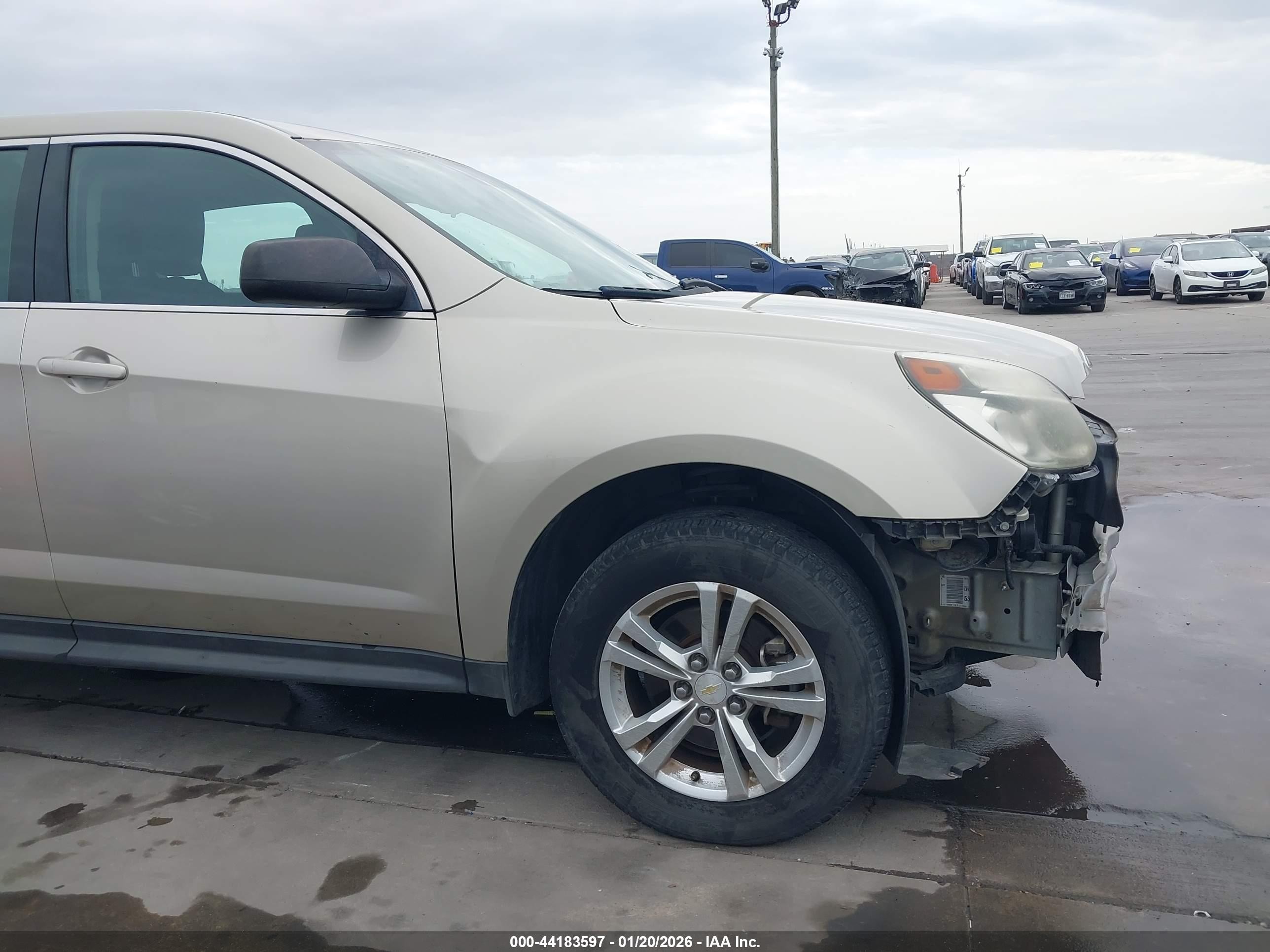 2016 Chevrolet Equinox Ls Кремовый vin: 2GNALBEK5G1140374
