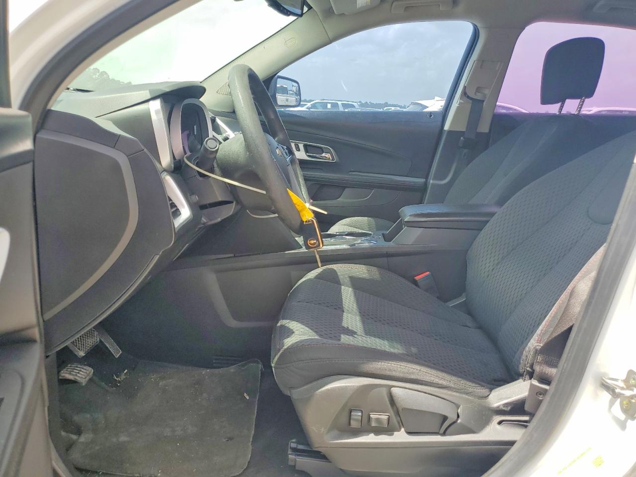 2012 Chevrolet Equinox Ls White vin: 2GNALBEK6C1298331
