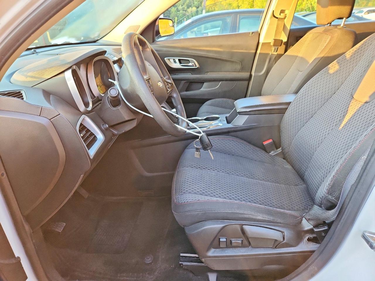 2013 Chevrolet Equinox Ls Белый vin: 2GNALBEK6D1149239