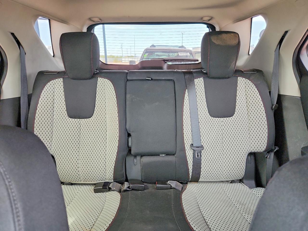 2013 Chevrolet Equinox Ls White vin: 2GNALBEK6D1207415