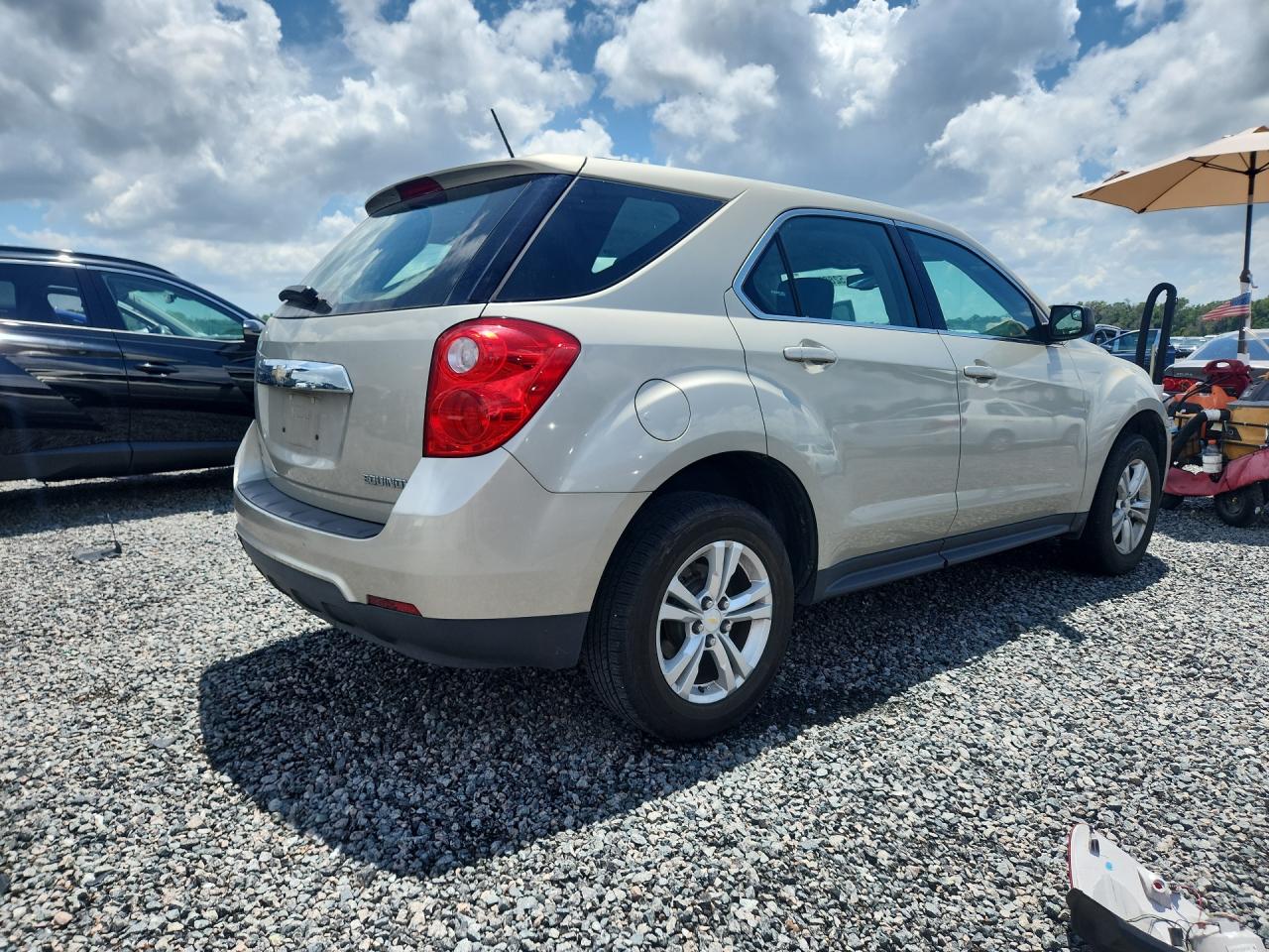 2013 Chevrolet Equinox Ls Желто-коричневый vin: 2GNALBEK6D6213444