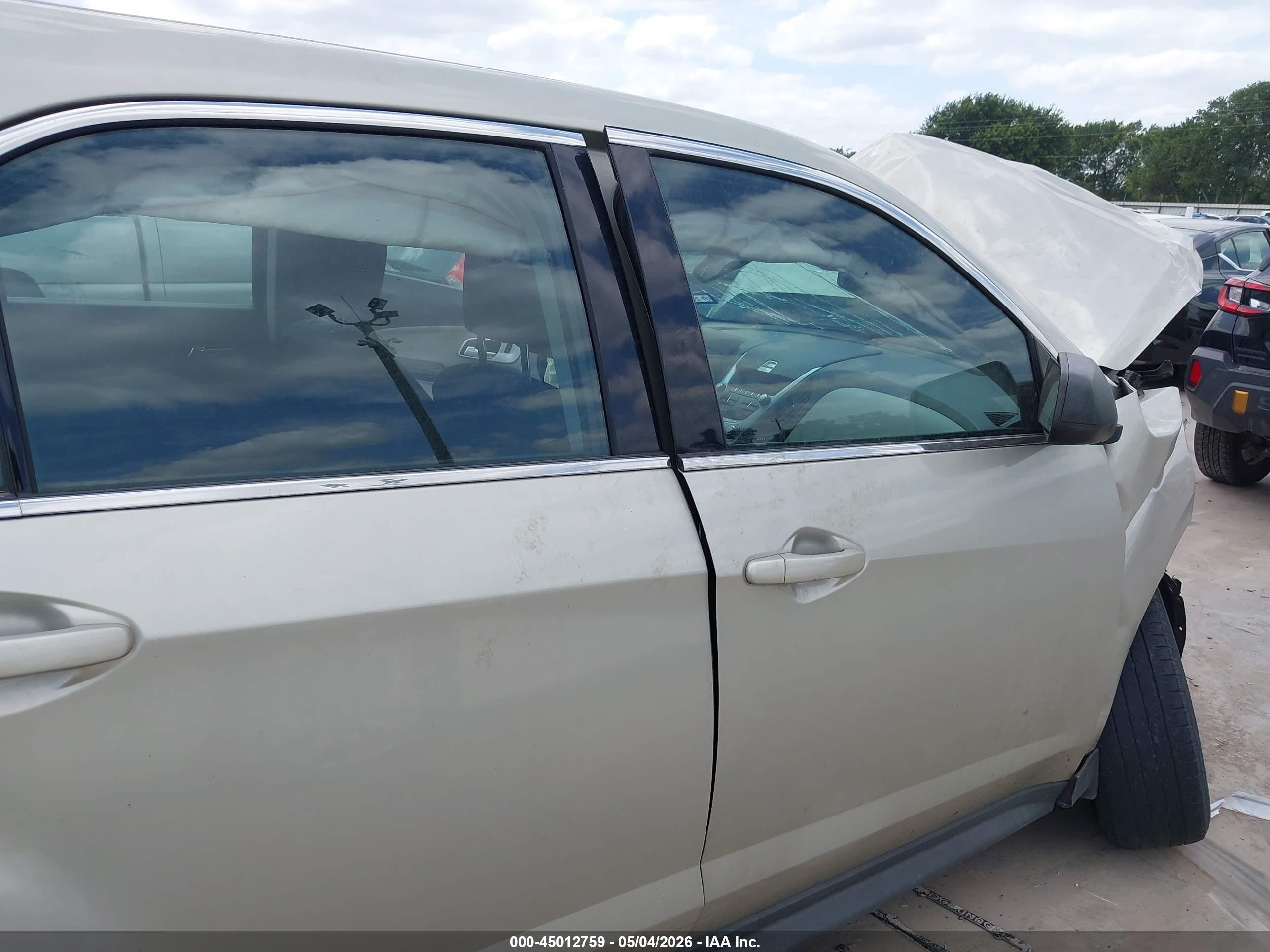 2013 Chevrolet Equinox Ls Gold vin: 2GNALBEK6D6426846