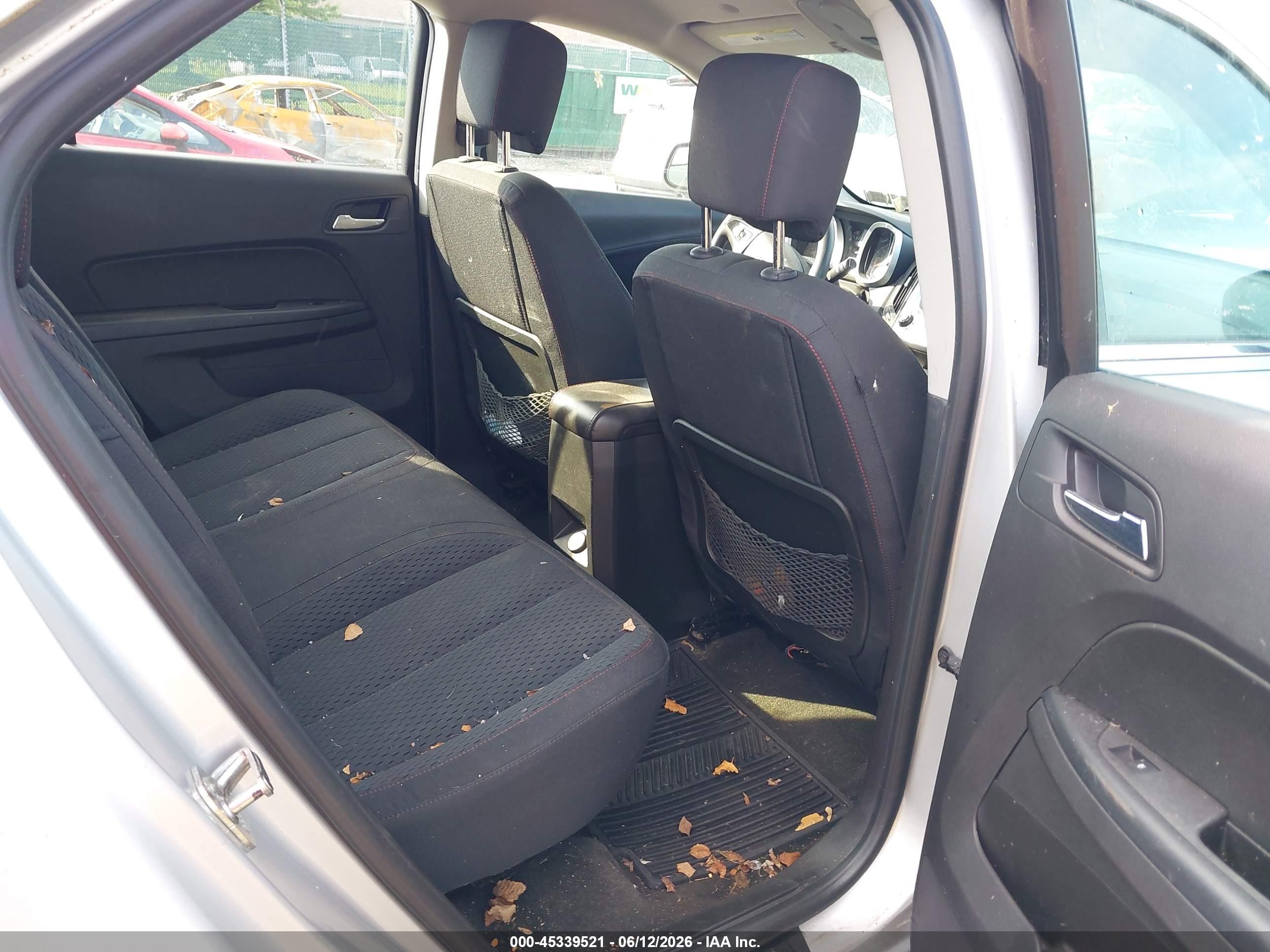 2013 Chevrolet Equinox Ls Silver vin: 2GNALBEK7D1270667