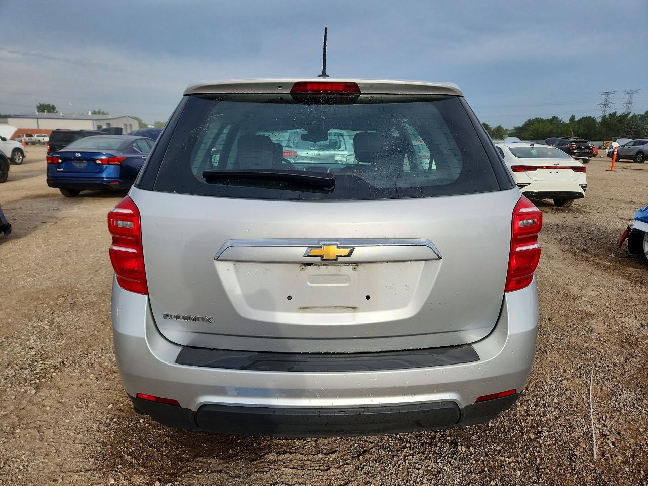 2017 Chevrolet Equinox Ls Silver vin: 2GNALBEK7H1541863