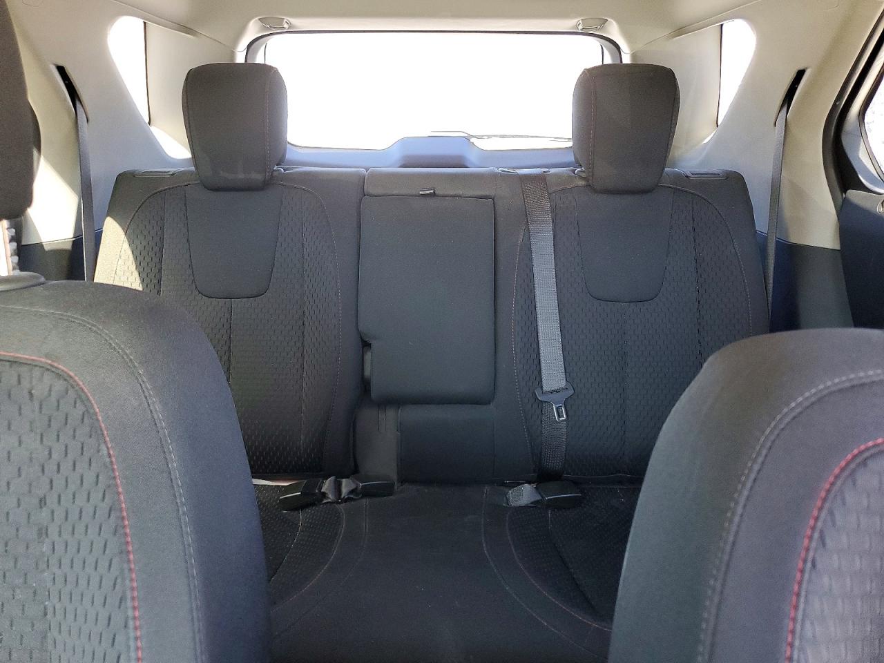 2012 Chevrolet Equinox Ls Silver vin: 2GNALBEK8C1298363