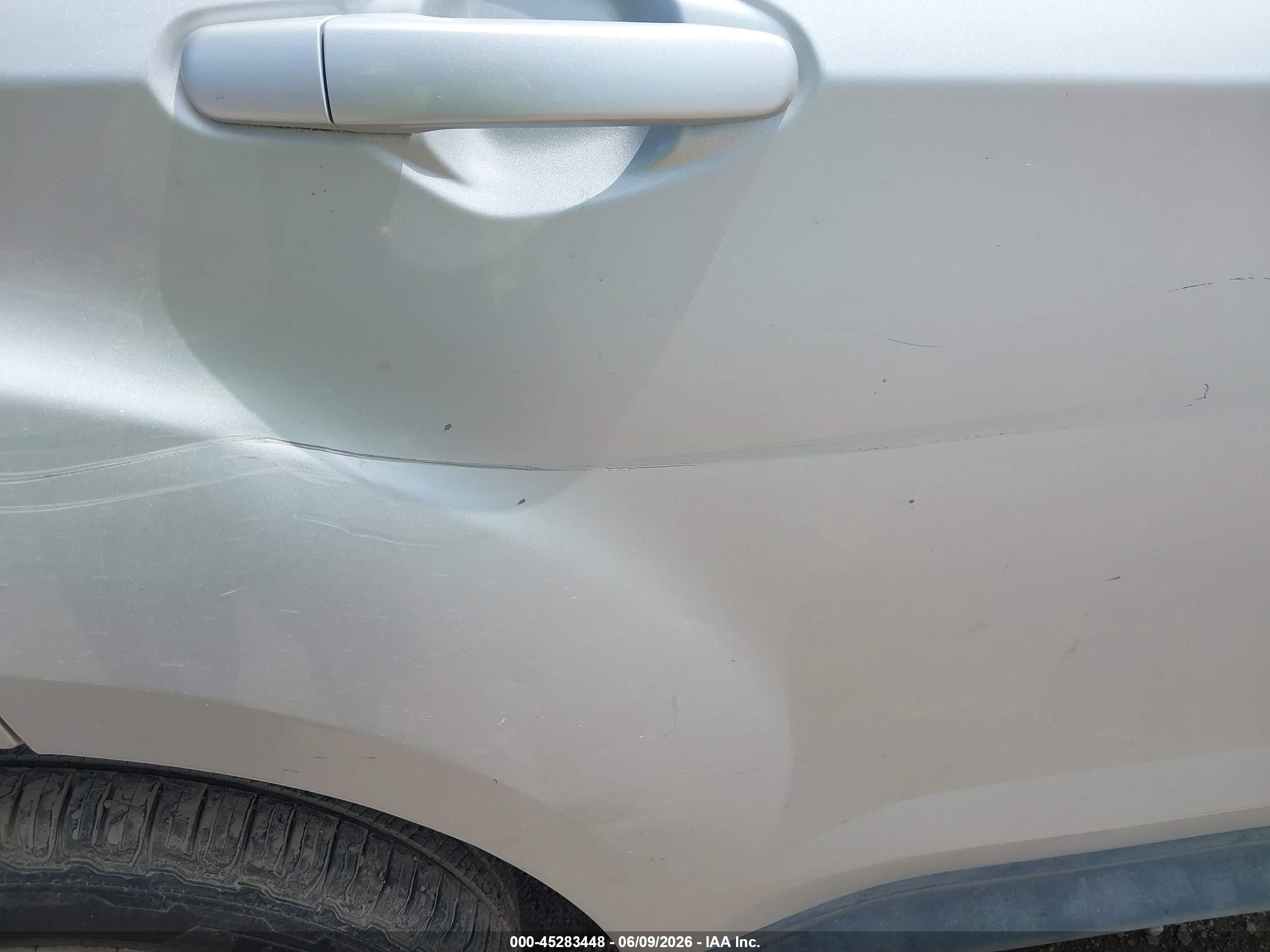 2013 Chevrolet Equinox Ls Silver vin: 2GNALBEK8D1229139