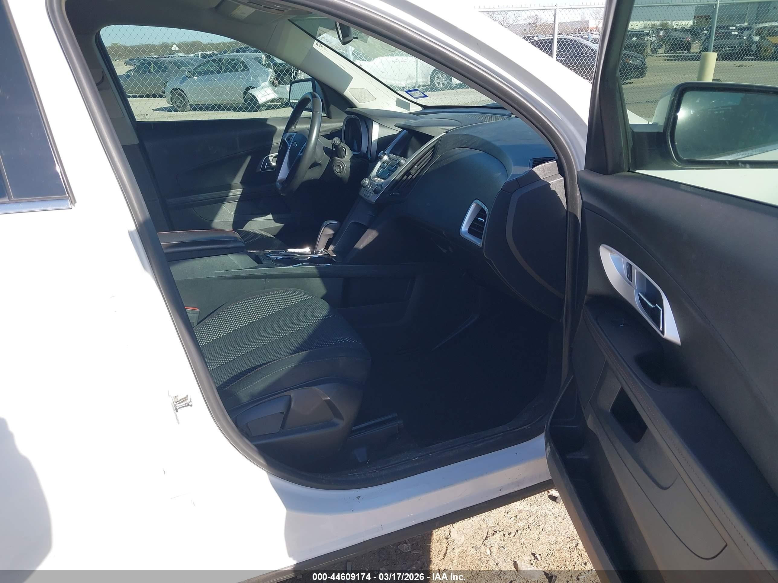 2015 Chevrolet Equinox 1lt Белый vin: 2GNALBEK8F1172640