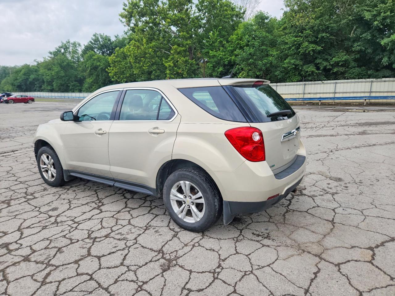 2012 Chevrolet Equinox Ls Beige vin: 2GNALBEK9C1198109