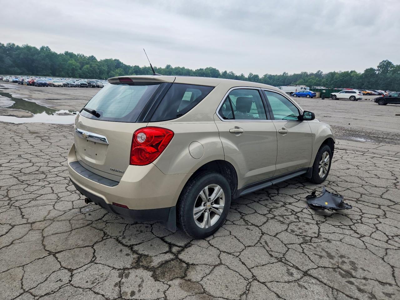 2012 Chevrolet Equinox Ls Beige vin: 2GNALBEK9C1198109