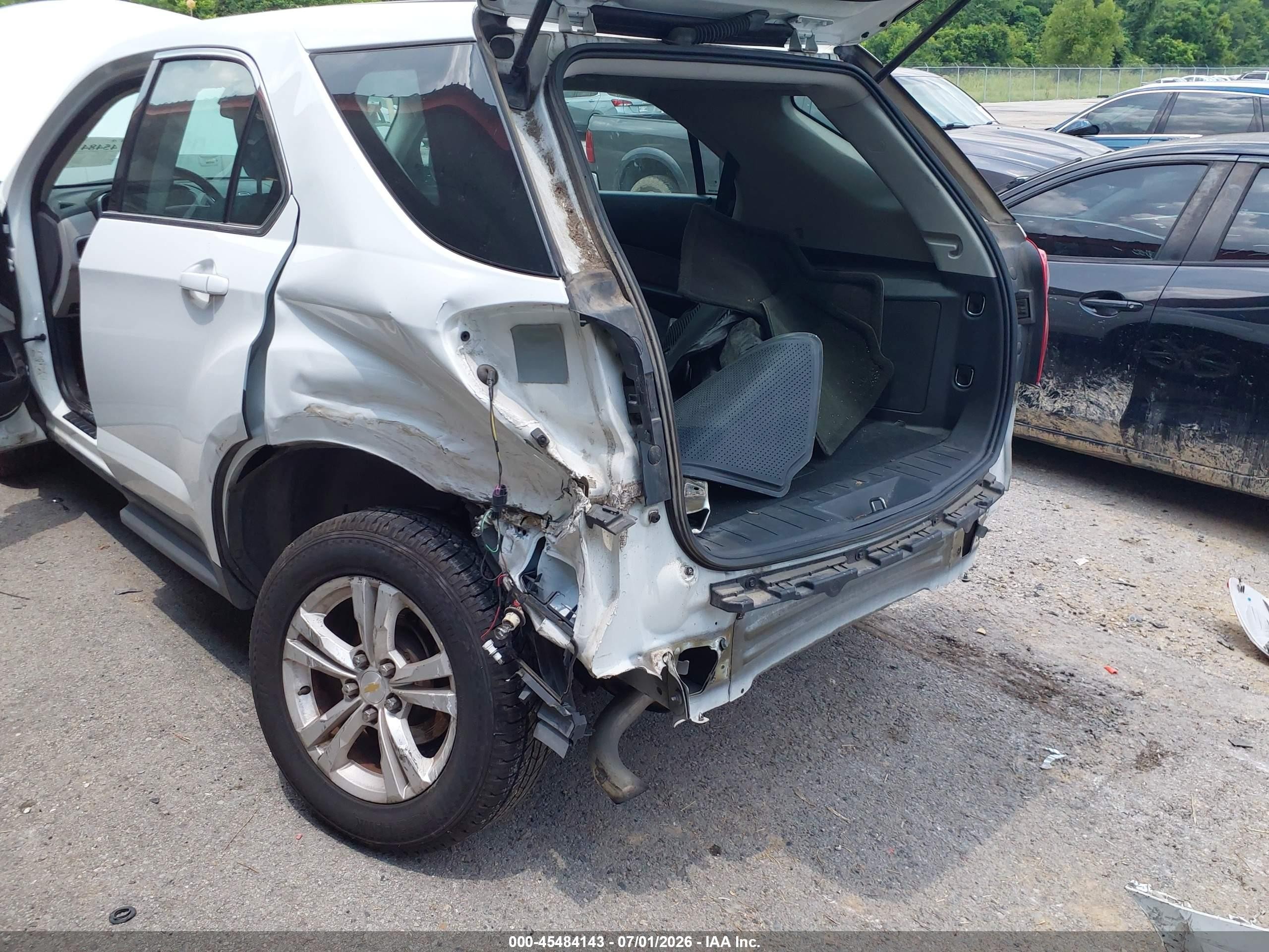 2012 Chevrolet Equinox Ls White vin: 2GNALBEK9C1224224
