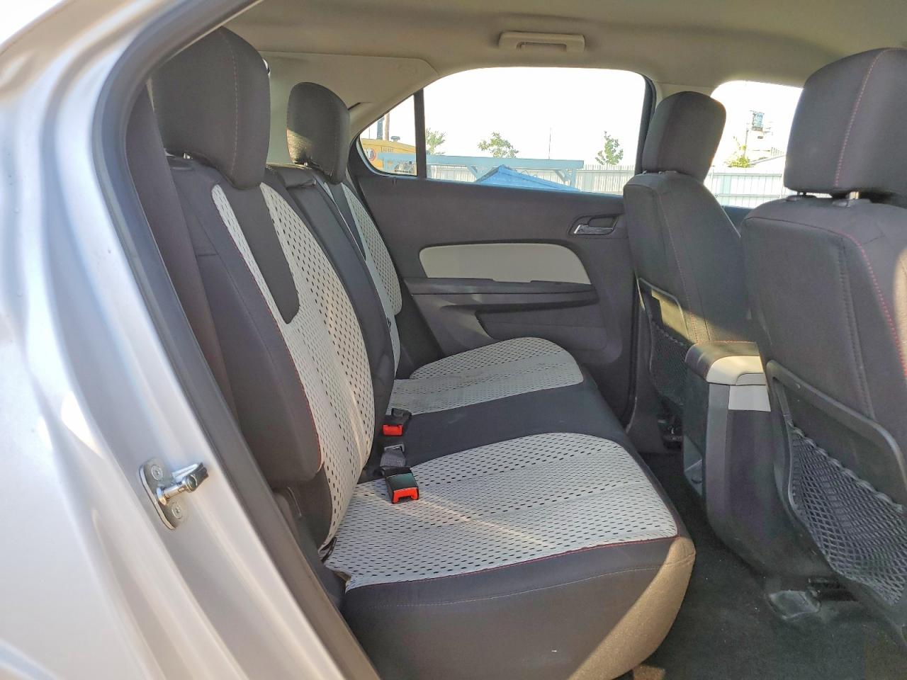 2012 Chevrolet Equinox Ls Silver vin: 2GNALBEK9C6349114