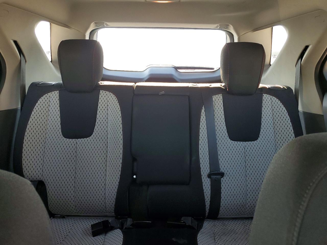 2012 Chevrolet Equinox Ls Silver vin: 2GNALBEK9C6349114