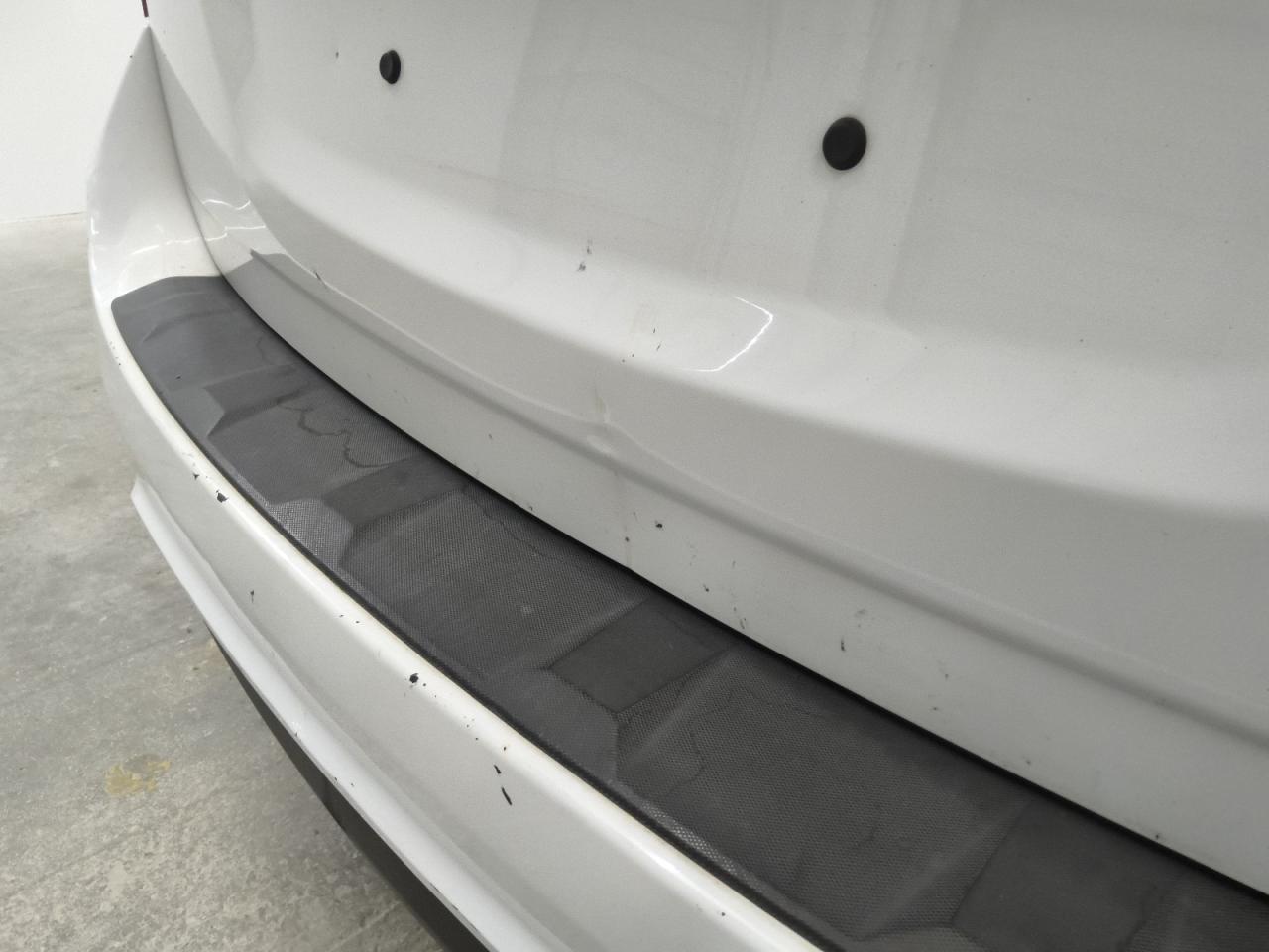 2014 Chevrolet Equinox Lt Белый vin: 2GNALBEK9E6130480 Damage: Lift Gate, Multiple Dents/Paint Damage, 3