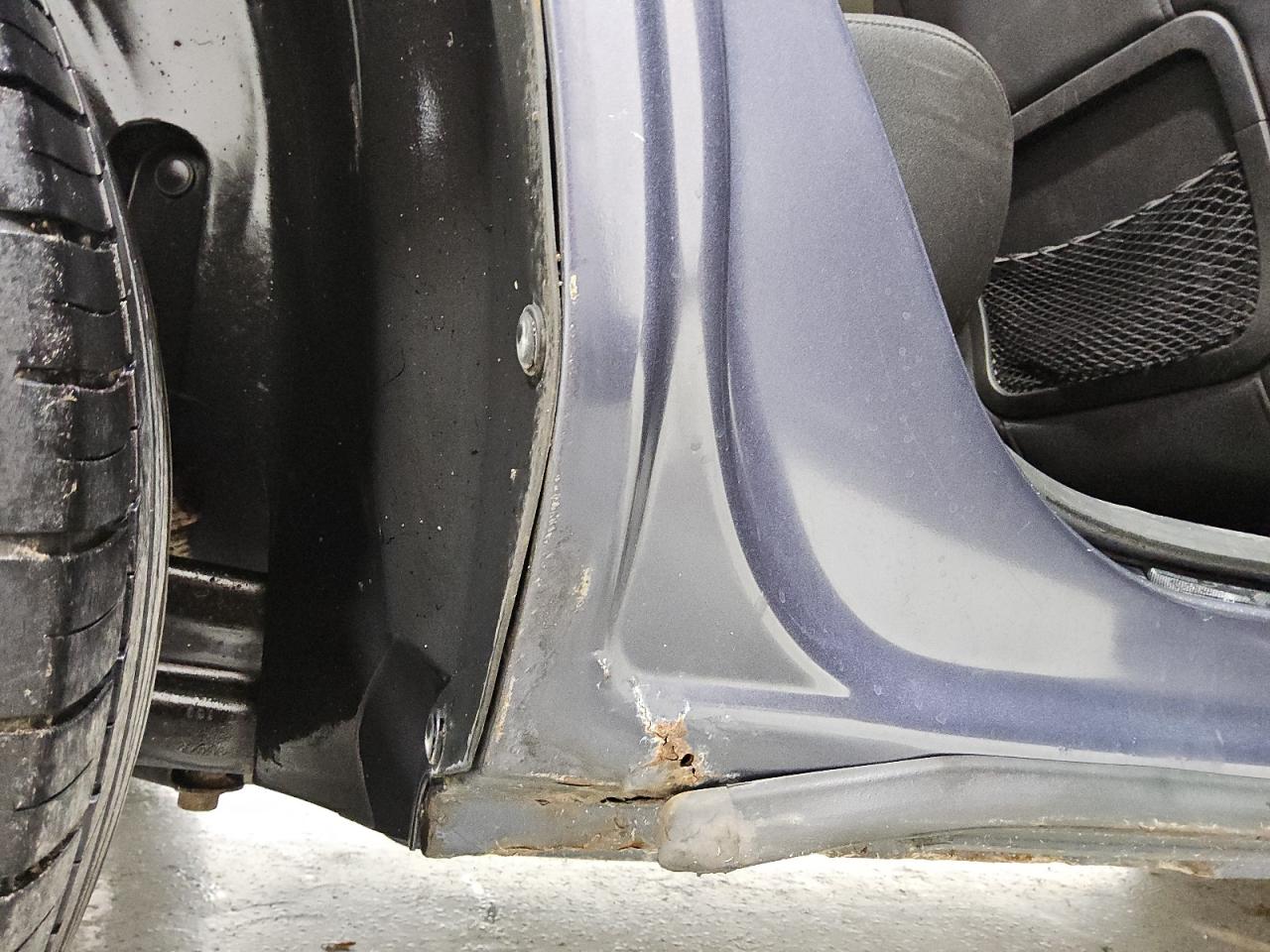 2013 Chevrolet Equinox Ls Blue vin: 2GNALBEKXD6359264 Damage: Right Rocker Panel, Rust, 7 To 8 Inches