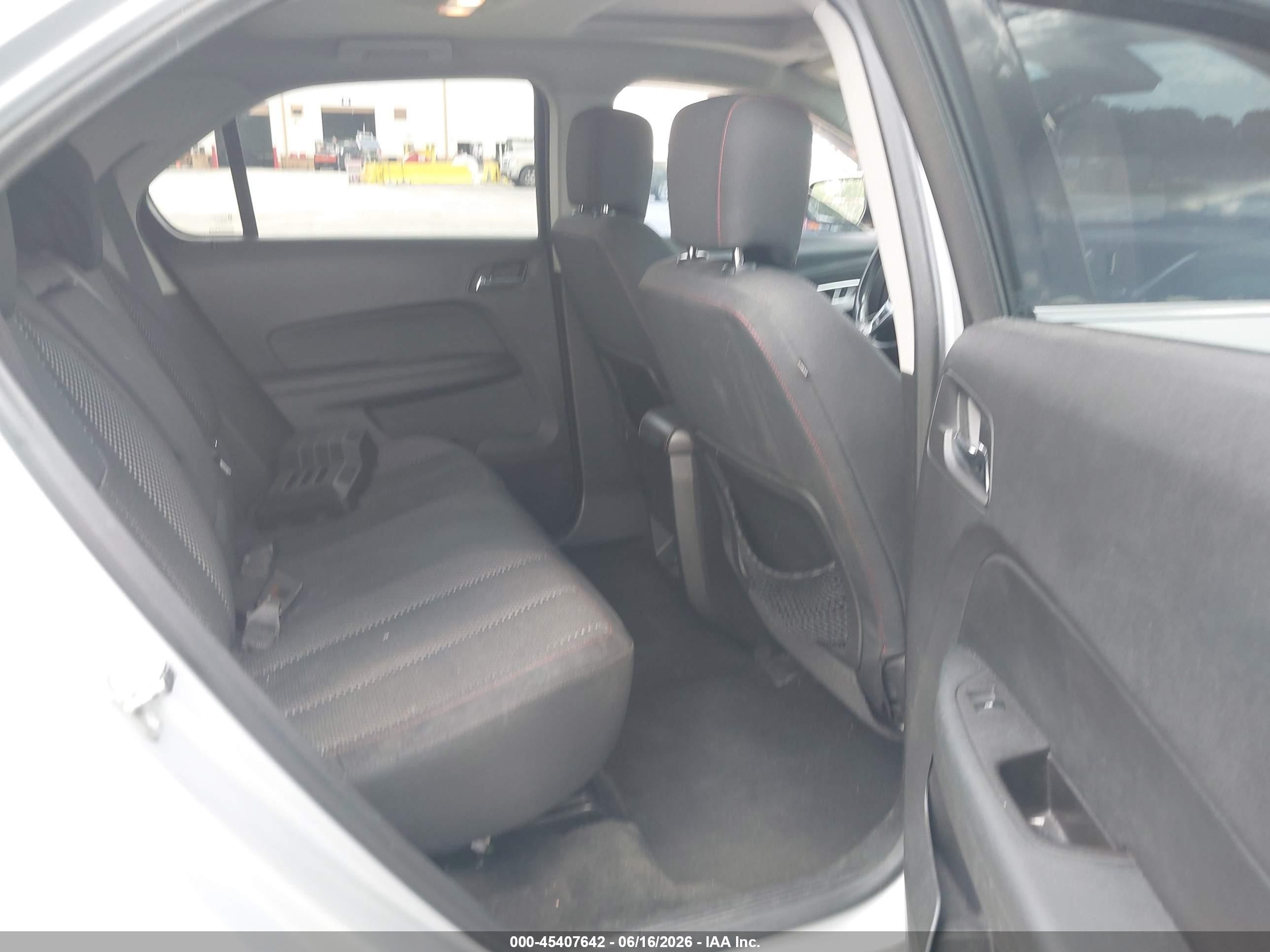 2015 Chevrolet Equinox Lt Серебряный vin: 2GNALBEKXF6327692