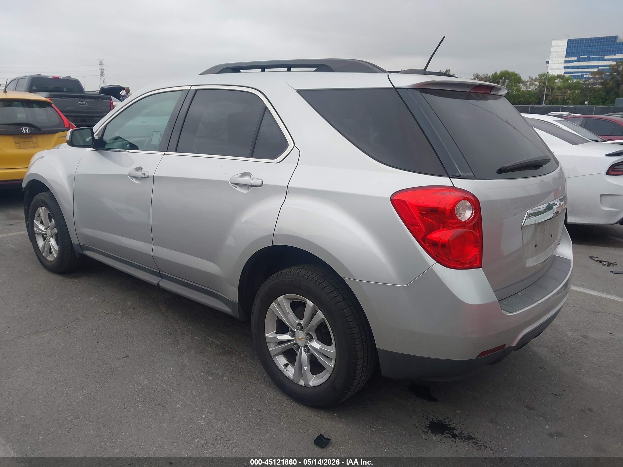 2015 Chevrolet Equinox 2lt Серебряный vin: 2GNALCEK4F1148356