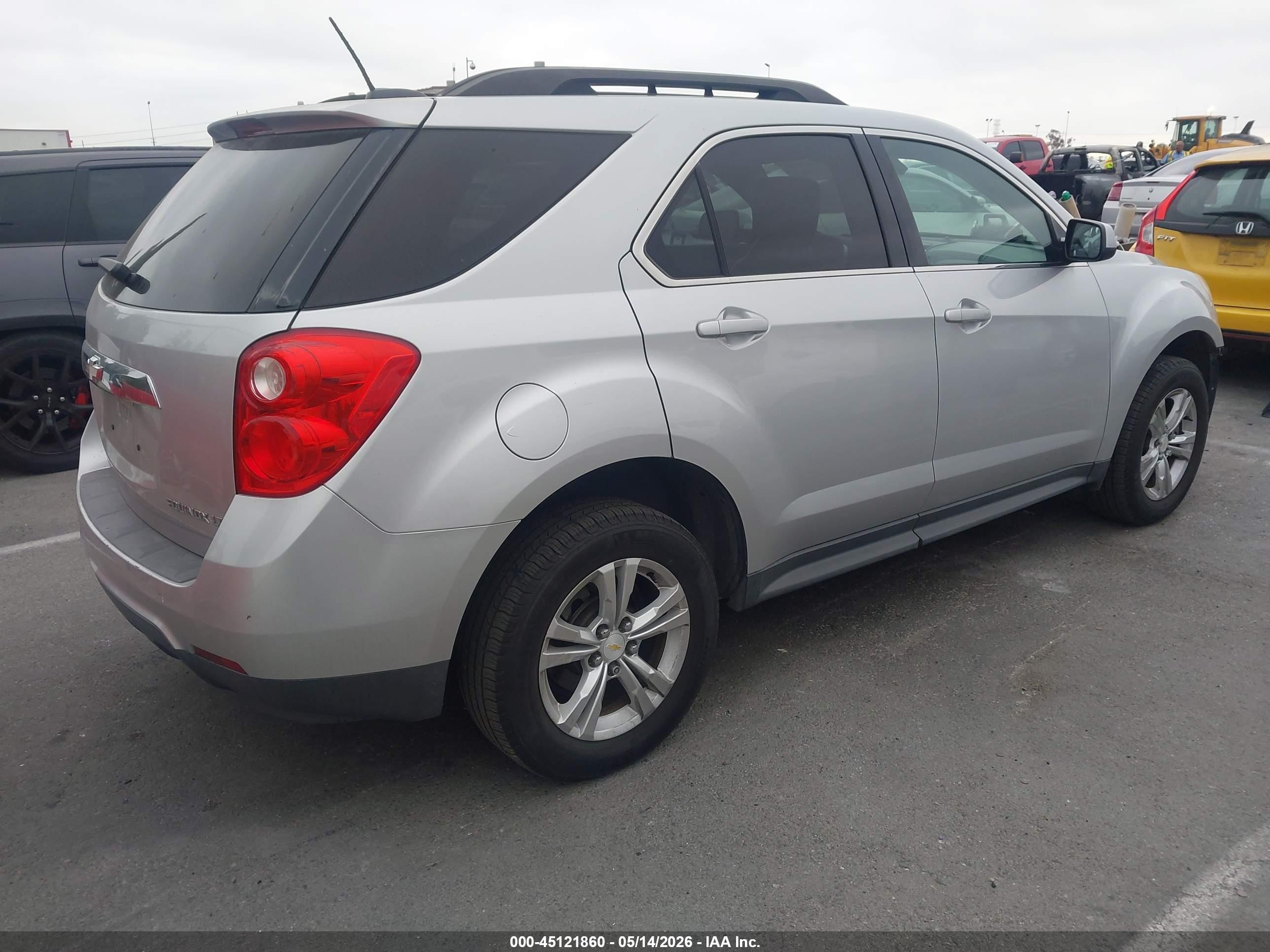 2015 Chevrolet Equinox 2lt Серебряный vin: 2GNALCEK4F1148356