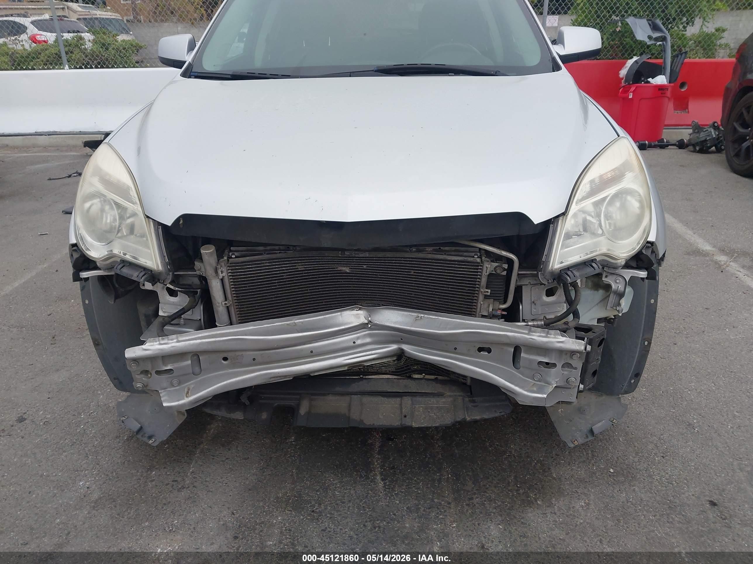 2015 Chevrolet Equinox 2lt Серебряный vin: 2GNALCEK4F1148356