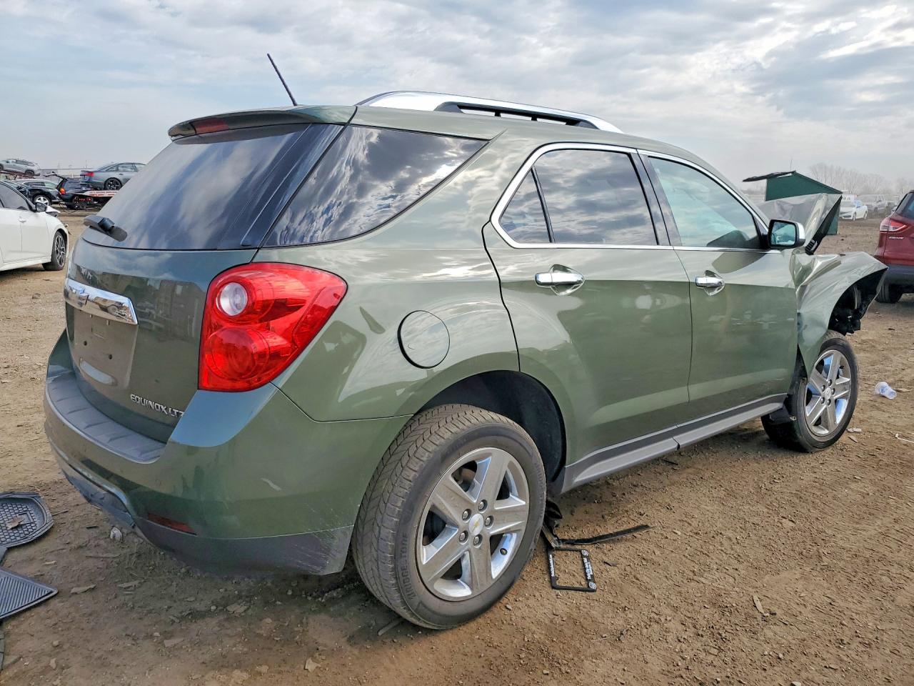 2015 Chevrolet Equinox Зеленый vin: 2GNALDEK0F6199863
