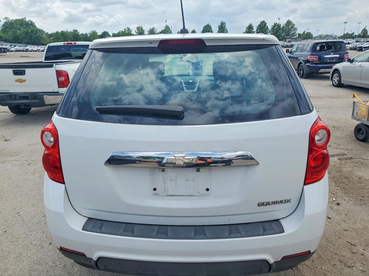 2015 Chevrolet Equinox L White vin: 2GNALLEK5F1164825