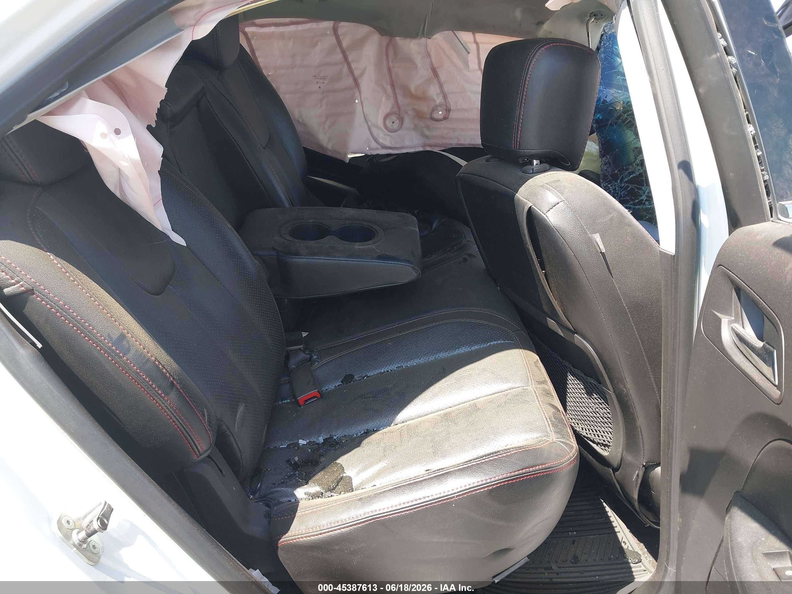 2011 Chevrolet Equinox Lt W/2lt Белый vin: 2GNALPEC0B1198603
