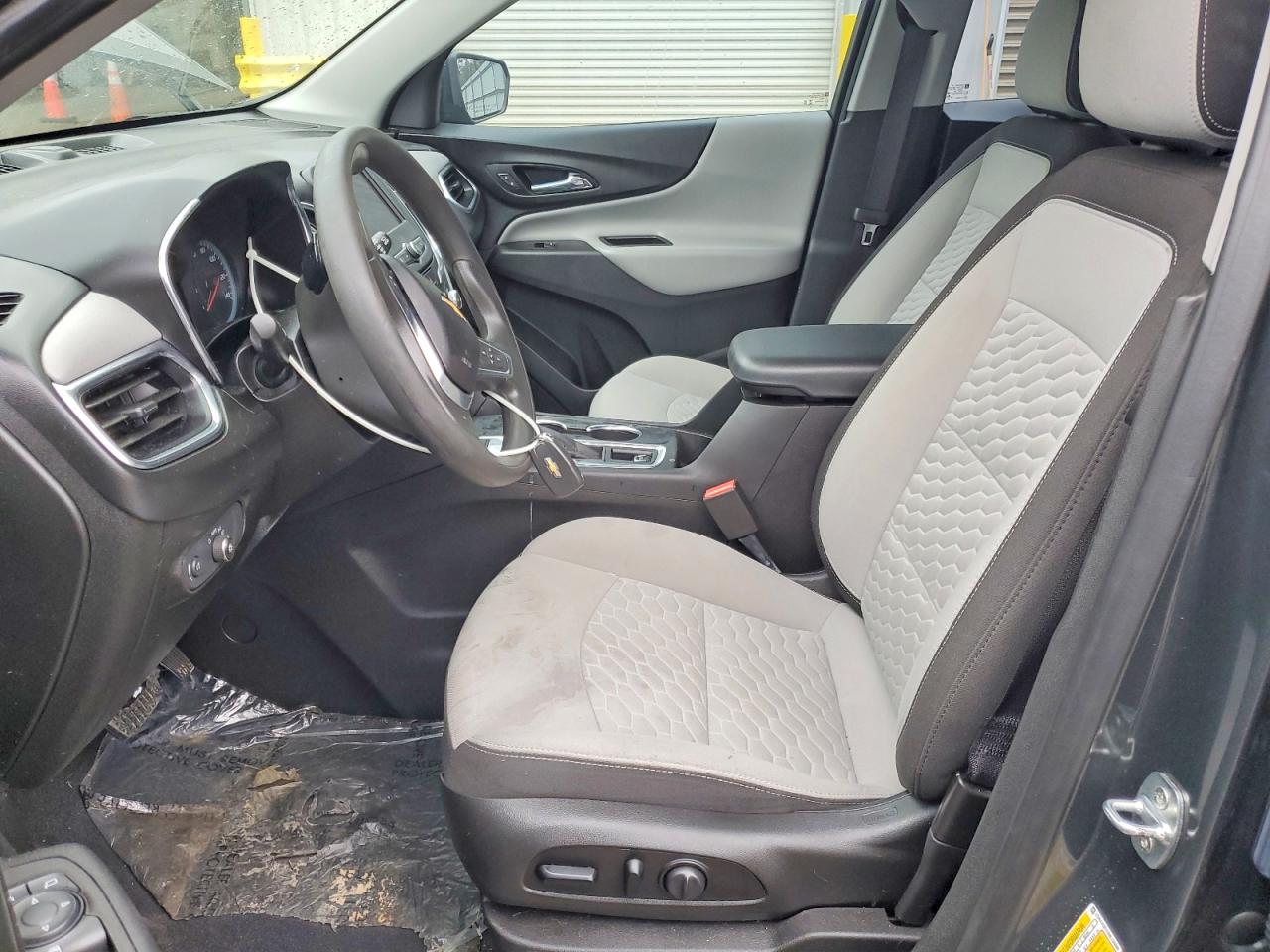 2021 Chevrolet Equinox Gray vin: 2GNAX5EV0M6154889
