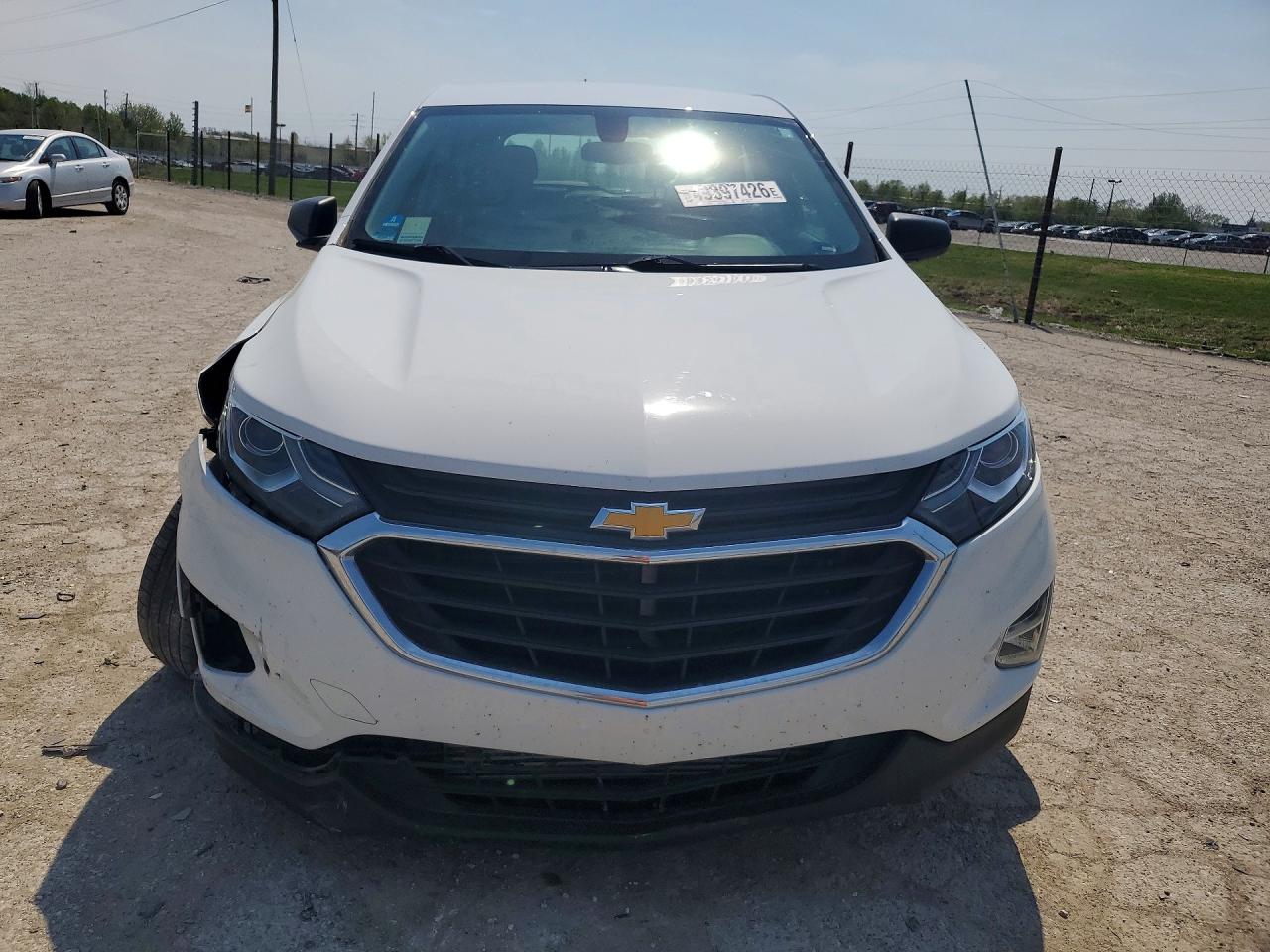 2018 Chevrolet Equinox Ls Белый vin: 2GNAXHEV1J6164960