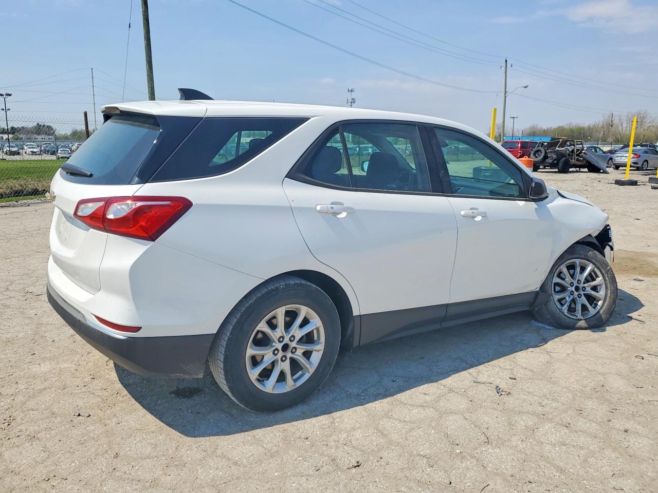 2018 Chevrolet Equinox Ls Белый vin: 2GNAXHEV1J6164960
