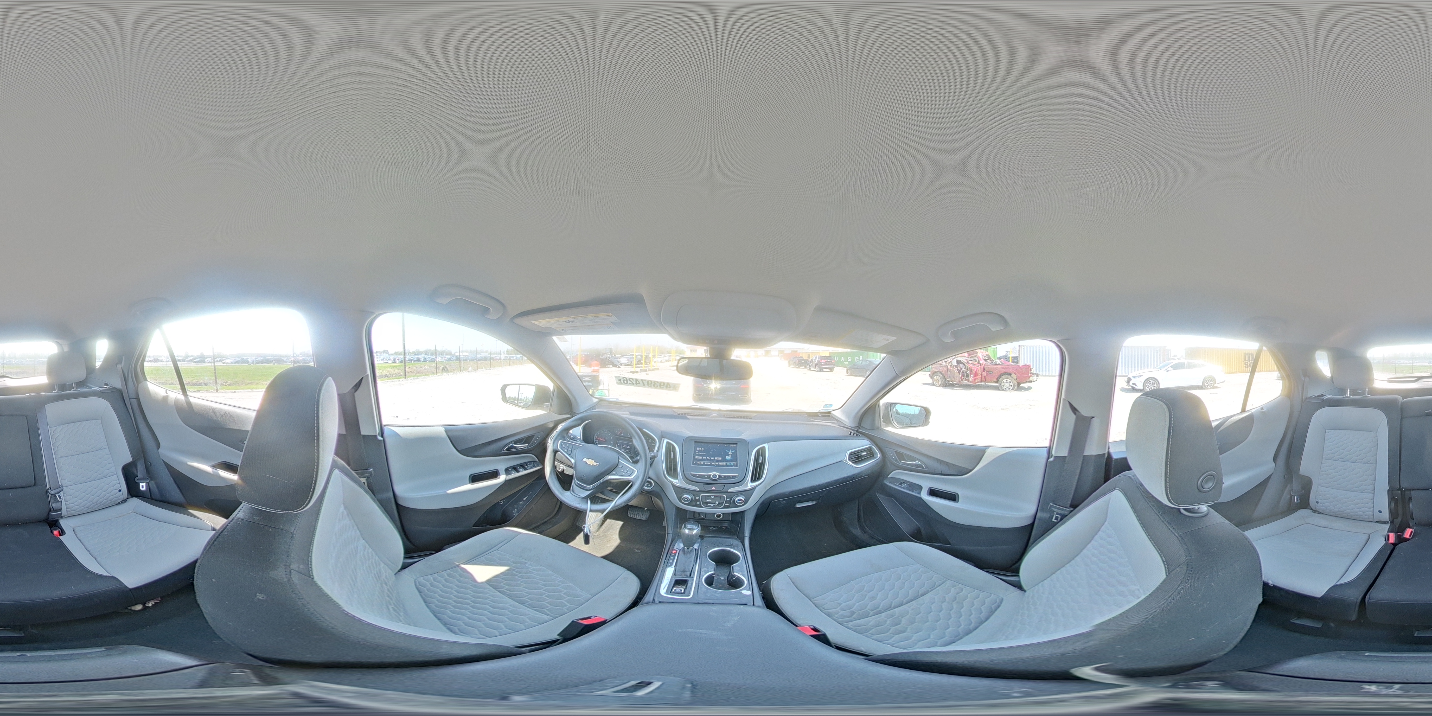 2018 Chevrolet Equinox Ls Белый vin: 2GNAXHEV1J6164960