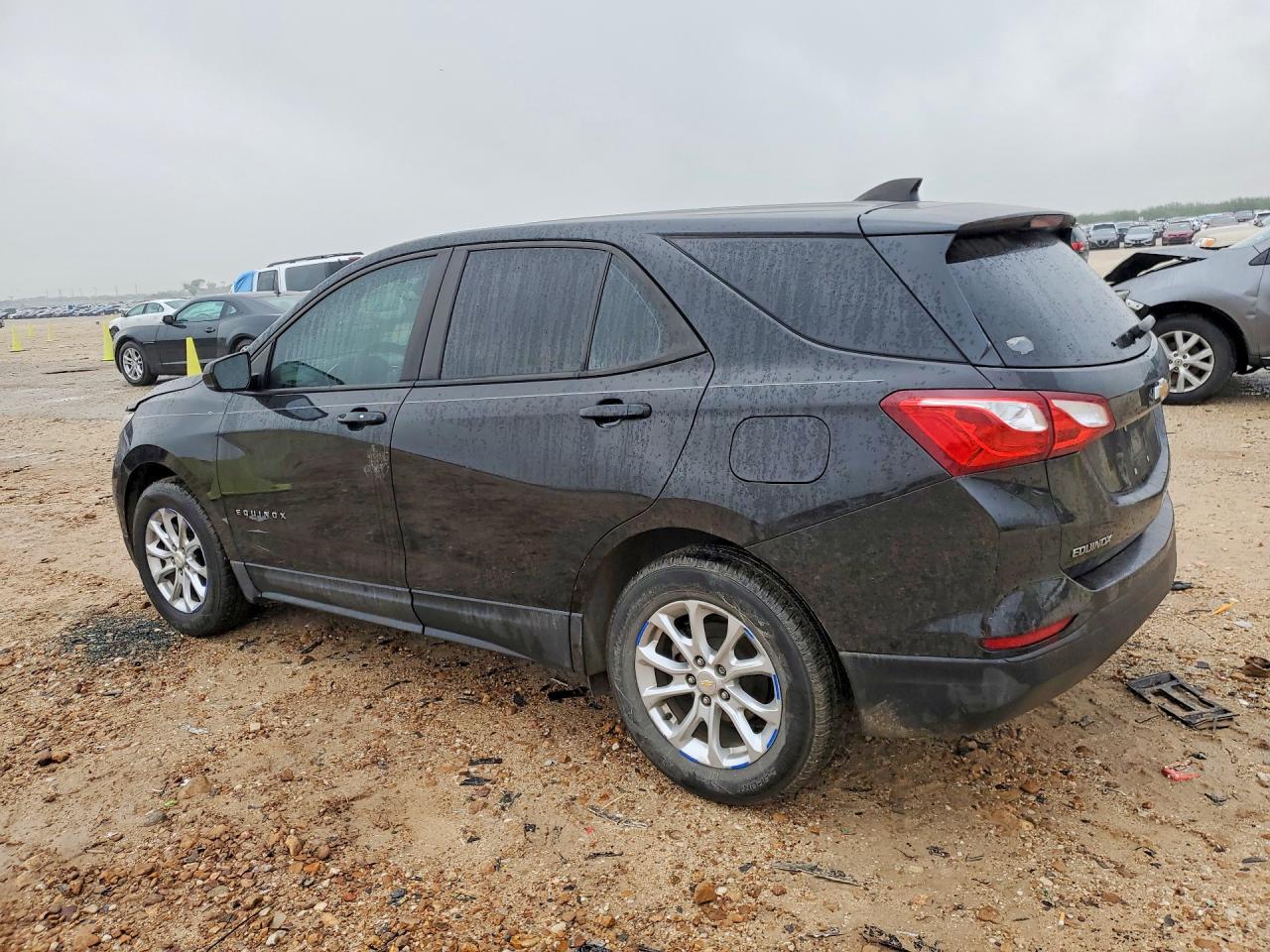 2020 Chevrolet Equinox Ls Черный vin: 2GNAXHEV2L6115303
