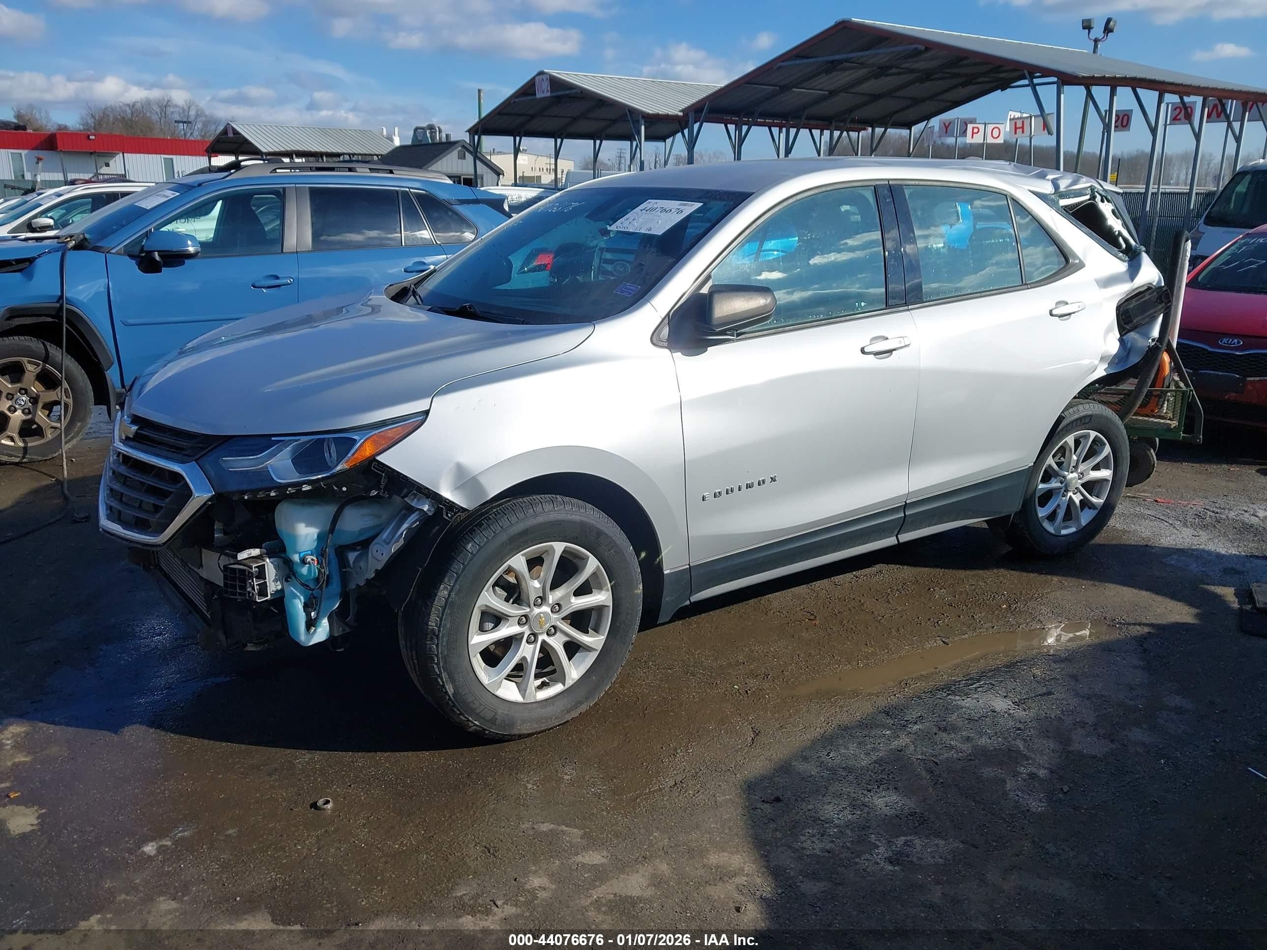 2018 Chevrolet Equinox Ls Silver vin: 2GNAXHEV3J6315992