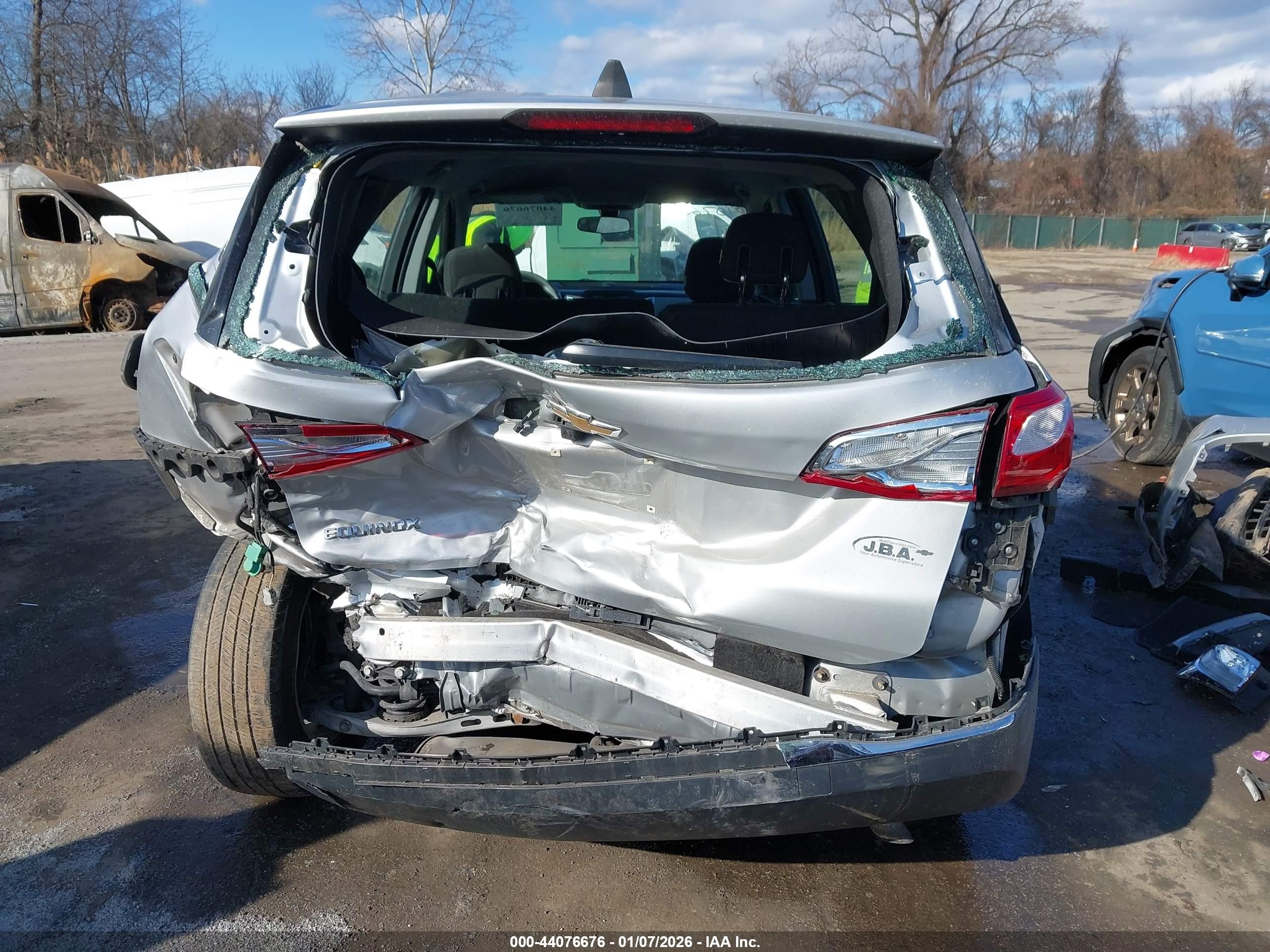 2018 Chevrolet Equinox Ls Silver vin: 2GNAXHEV3J6315992