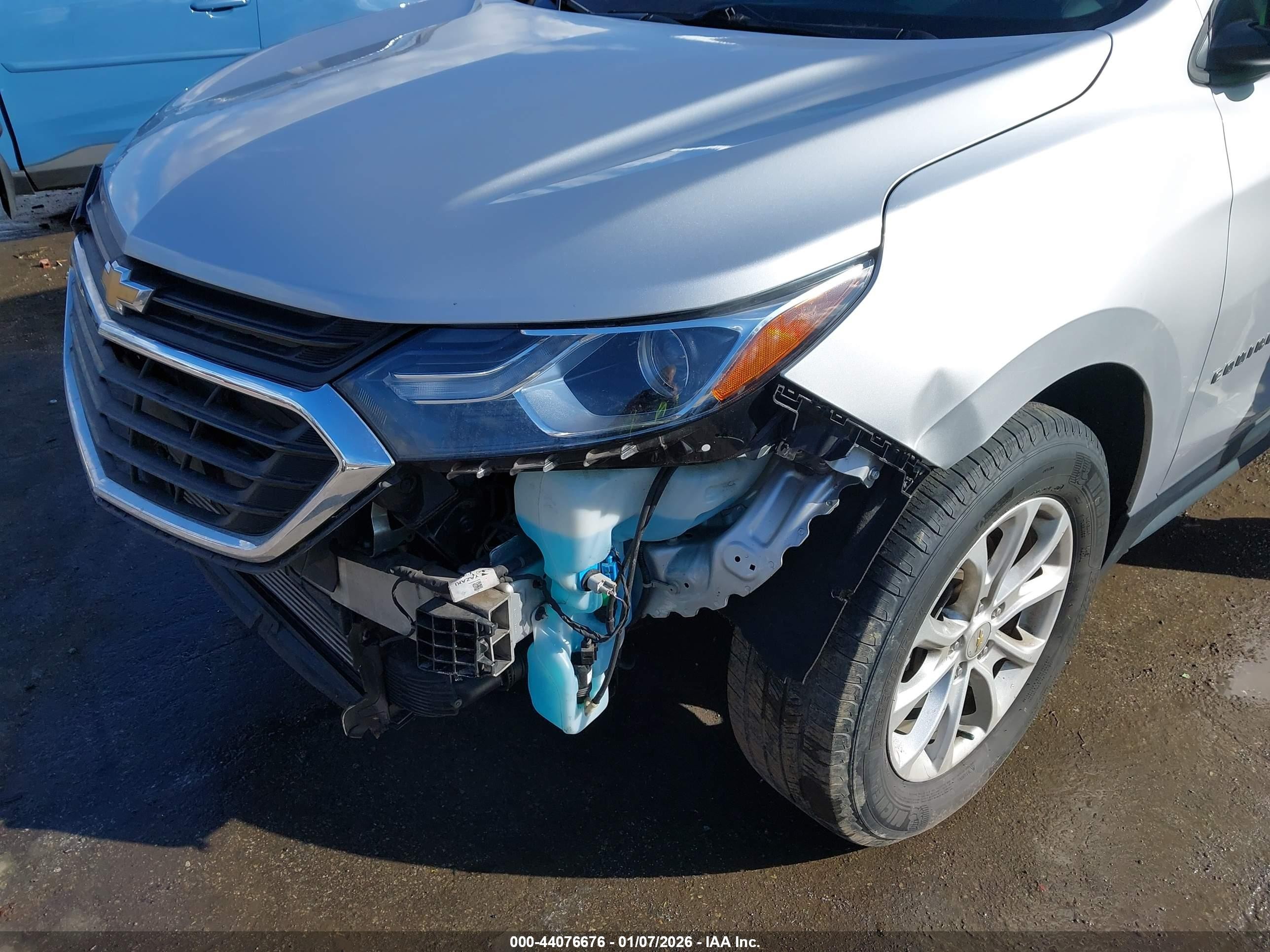 2018 Chevrolet Equinox Ls Silver vin: 2GNAXHEV3J6315992