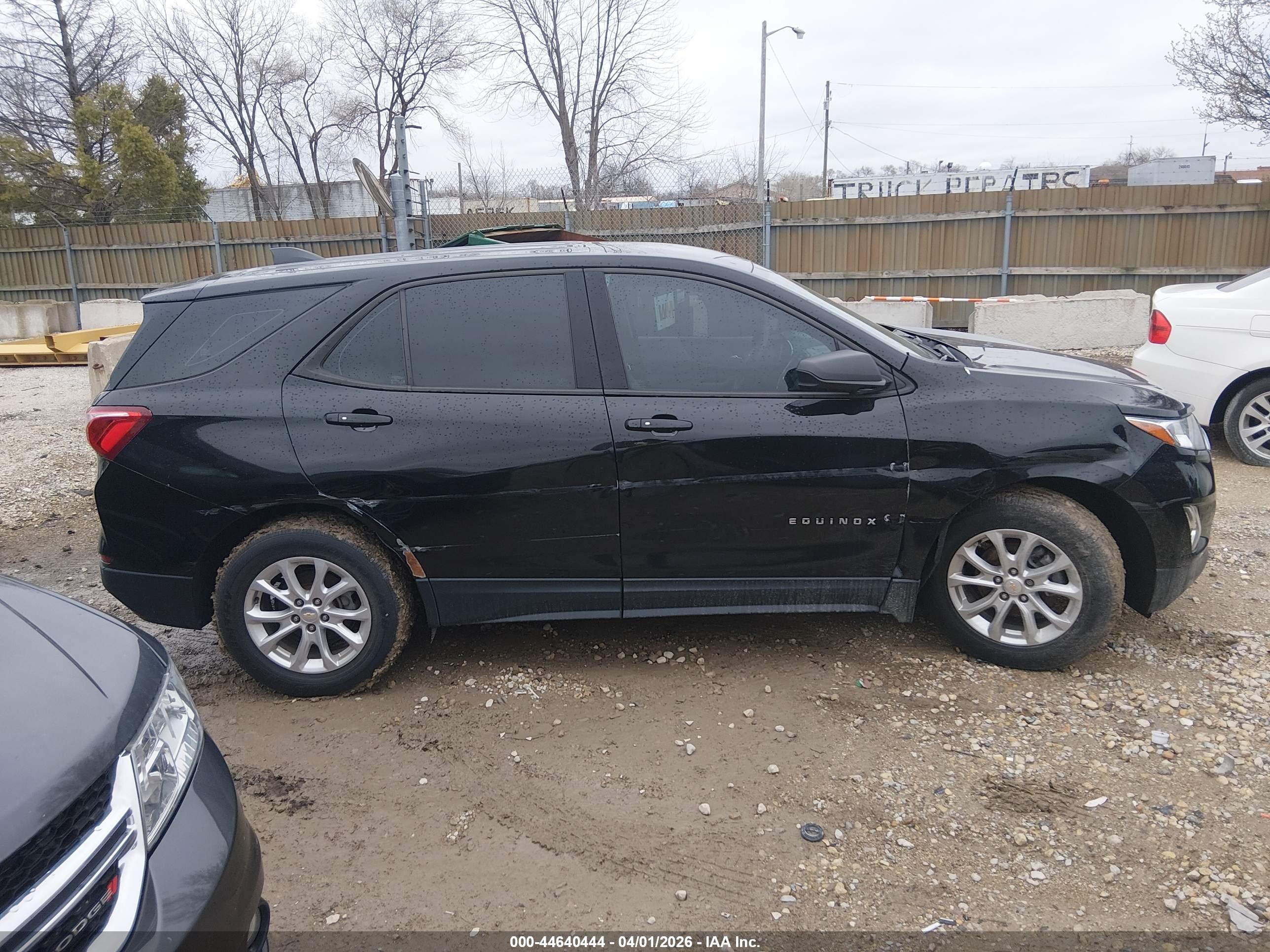 2019 Chevrolet Equinox Ls Черный vin: 2GNAXHEV4K6109033