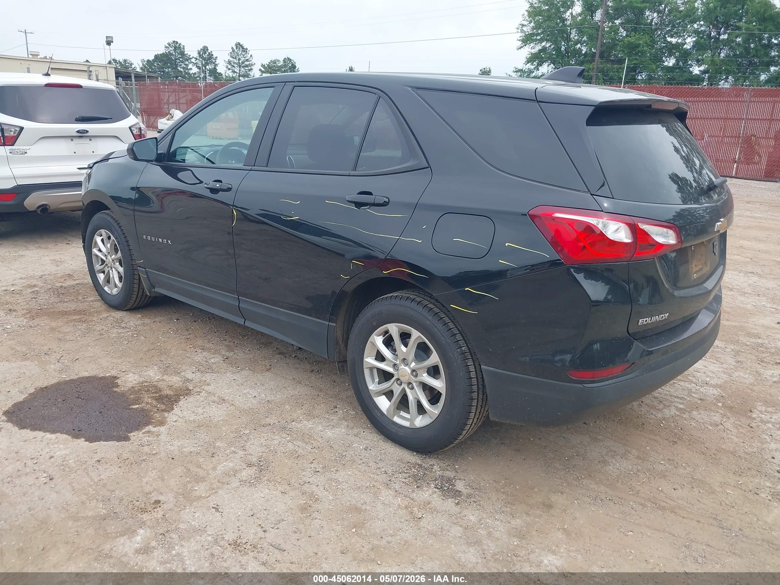 2021 Chevrolet Equinox Fwd Ls Черный vin: 2GNAXHEV5M6141072