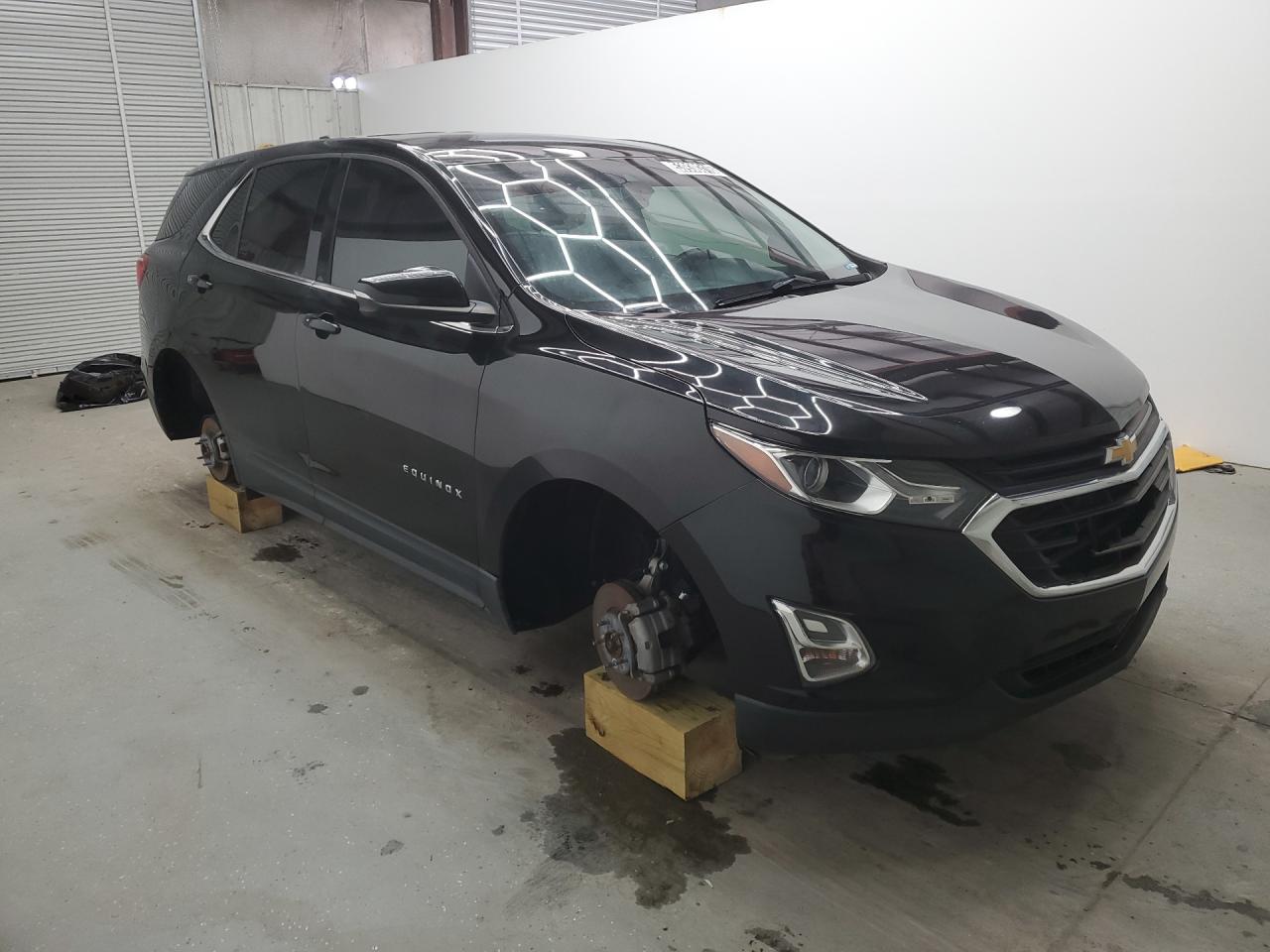 2019 Chevrolet Equinox Lt Black vin: 2GNAXJEV3K6152852 Damage: Right Rear Wheel, Missing, Replacement Required