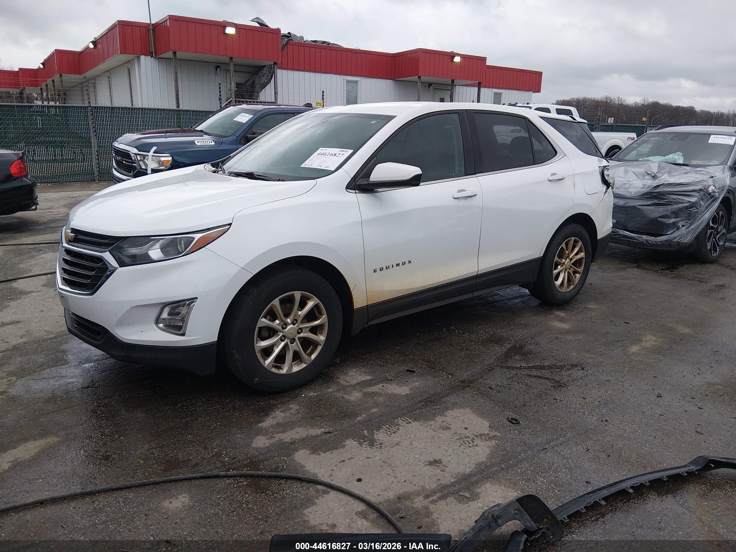 2018 Chevrolet Equinox Lt Белый vin: 2GNAXJEV9J6200949