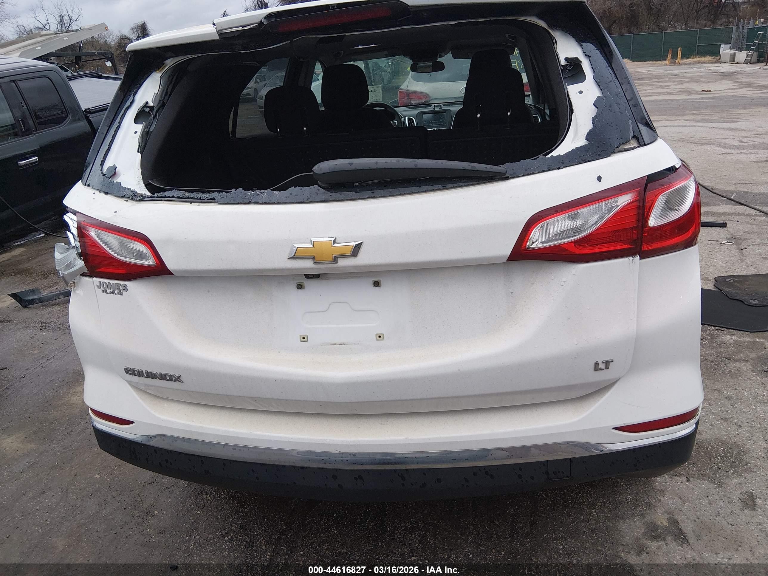 2018 Chevrolet Equinox Lt Белый vin: 2GNAXJEV9J6200949
