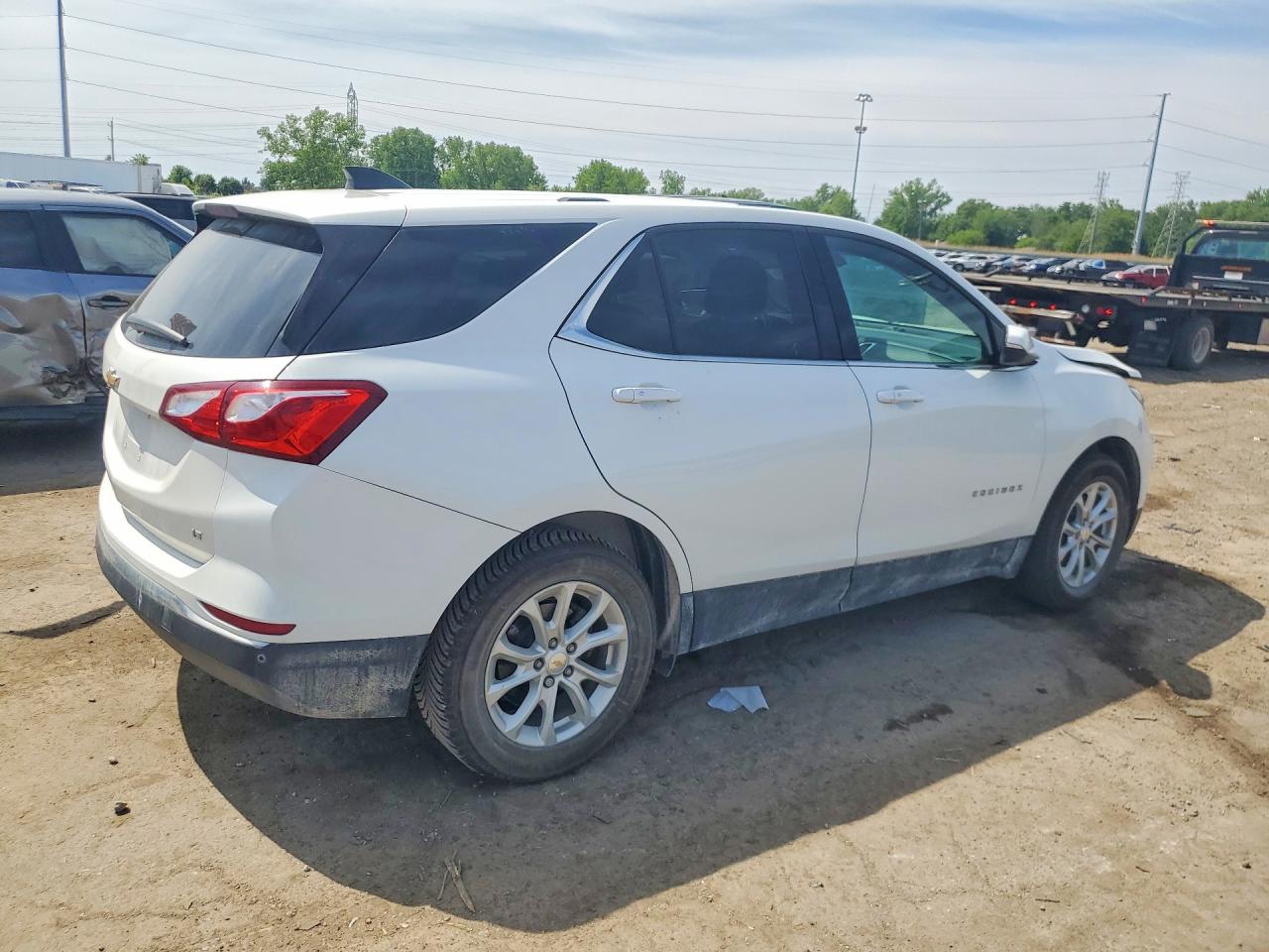 2018 Chevrolet Equinox Lt Белый vin: 2GNAXJEV9J6334540