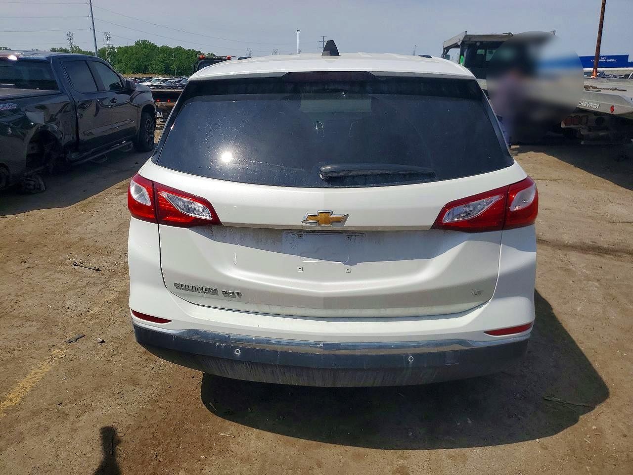 2018 Chevrolet Equinox Lt Белый vin: 2GNAXJEV9J6334540