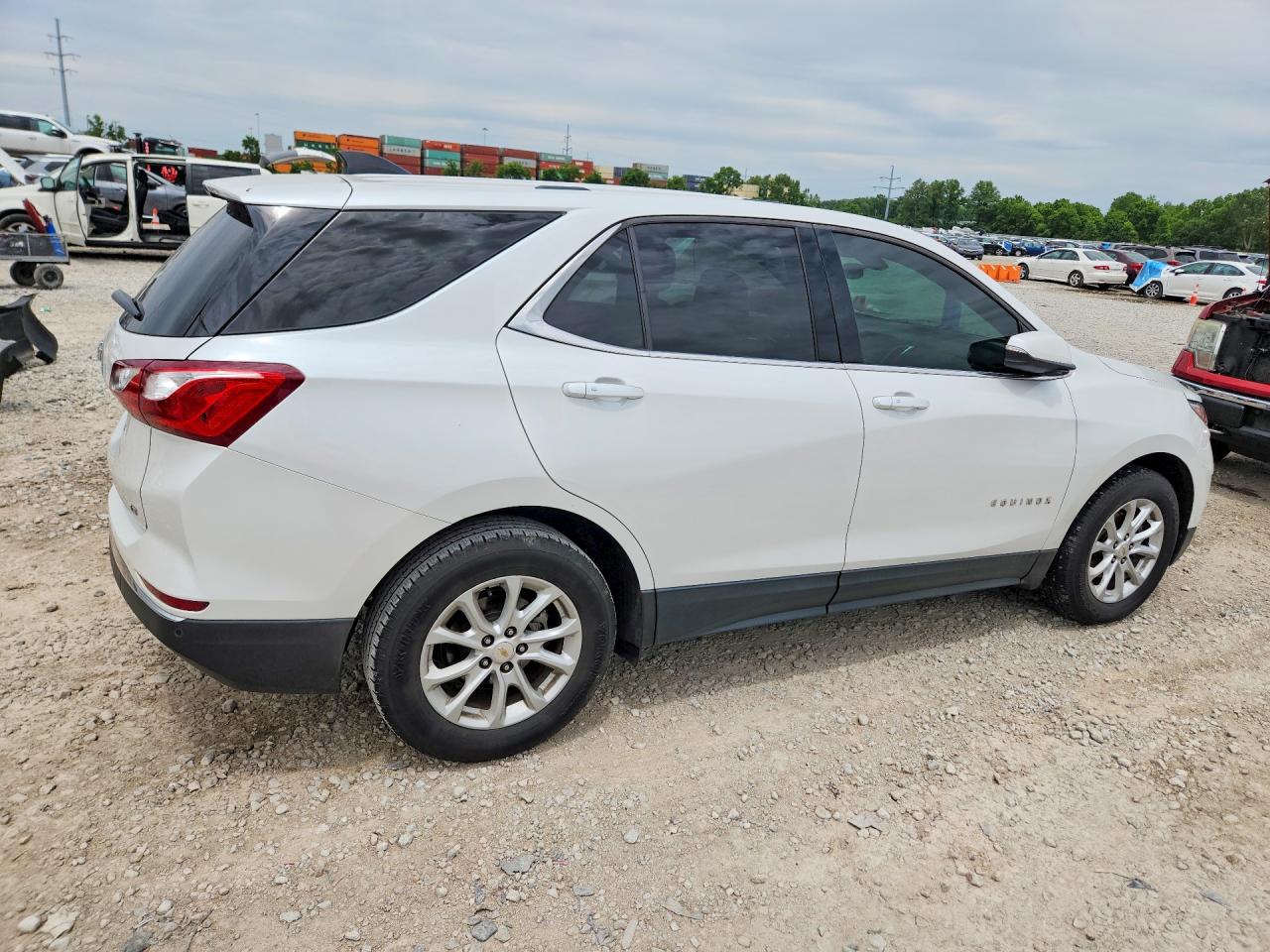 2018 Chevrolet Equinox White vin: 2GNAXJEVXJ6266622