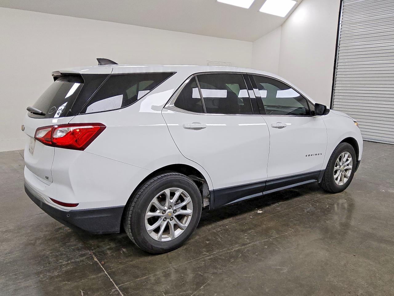 2020 Chevrolet Equinox Lt White vin: 2GNAXKEV1L6157622