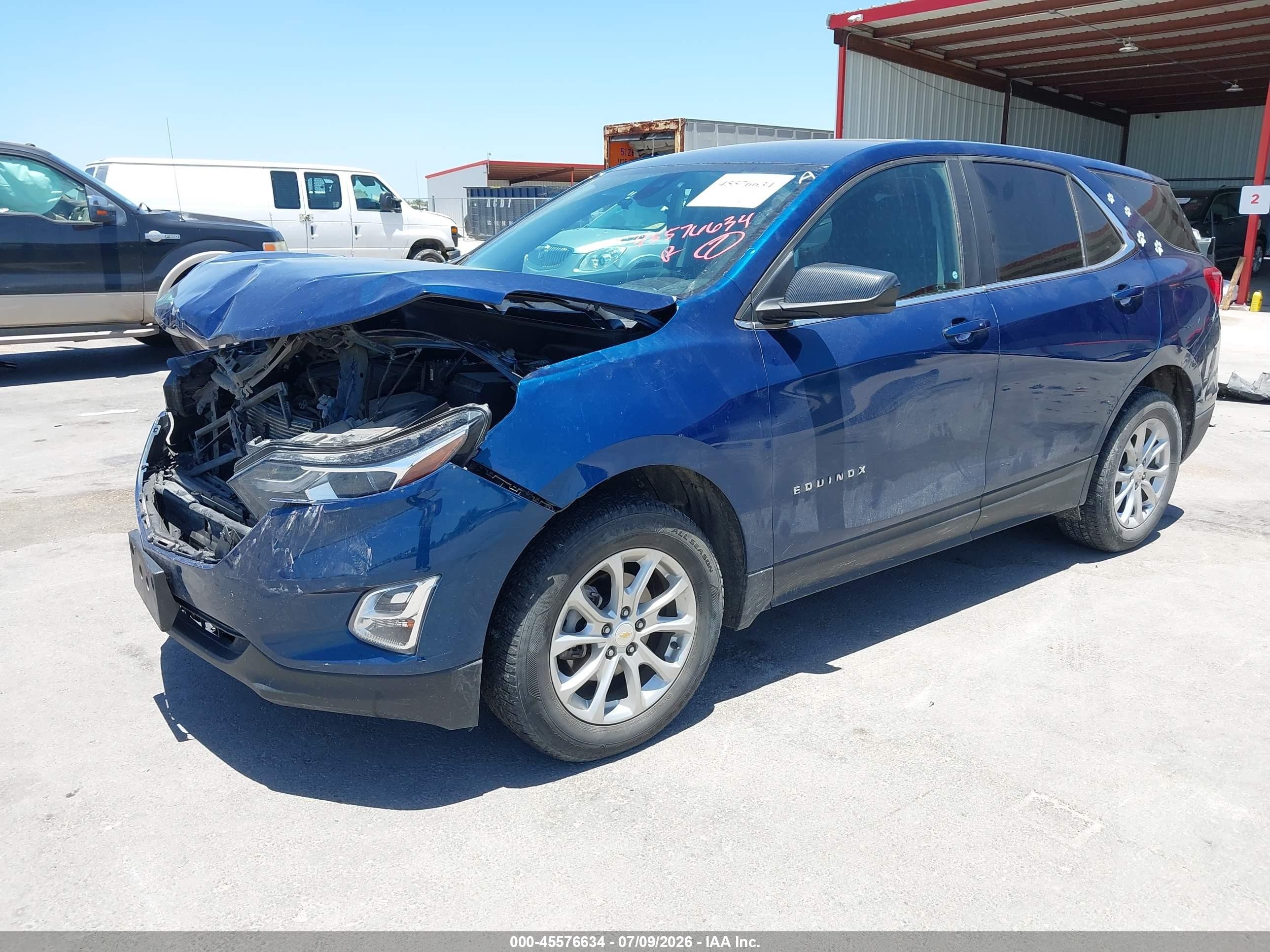2021 Chevrolet Equinox Fwd Lt Синий vin: 2GNAXKEV2M6128079