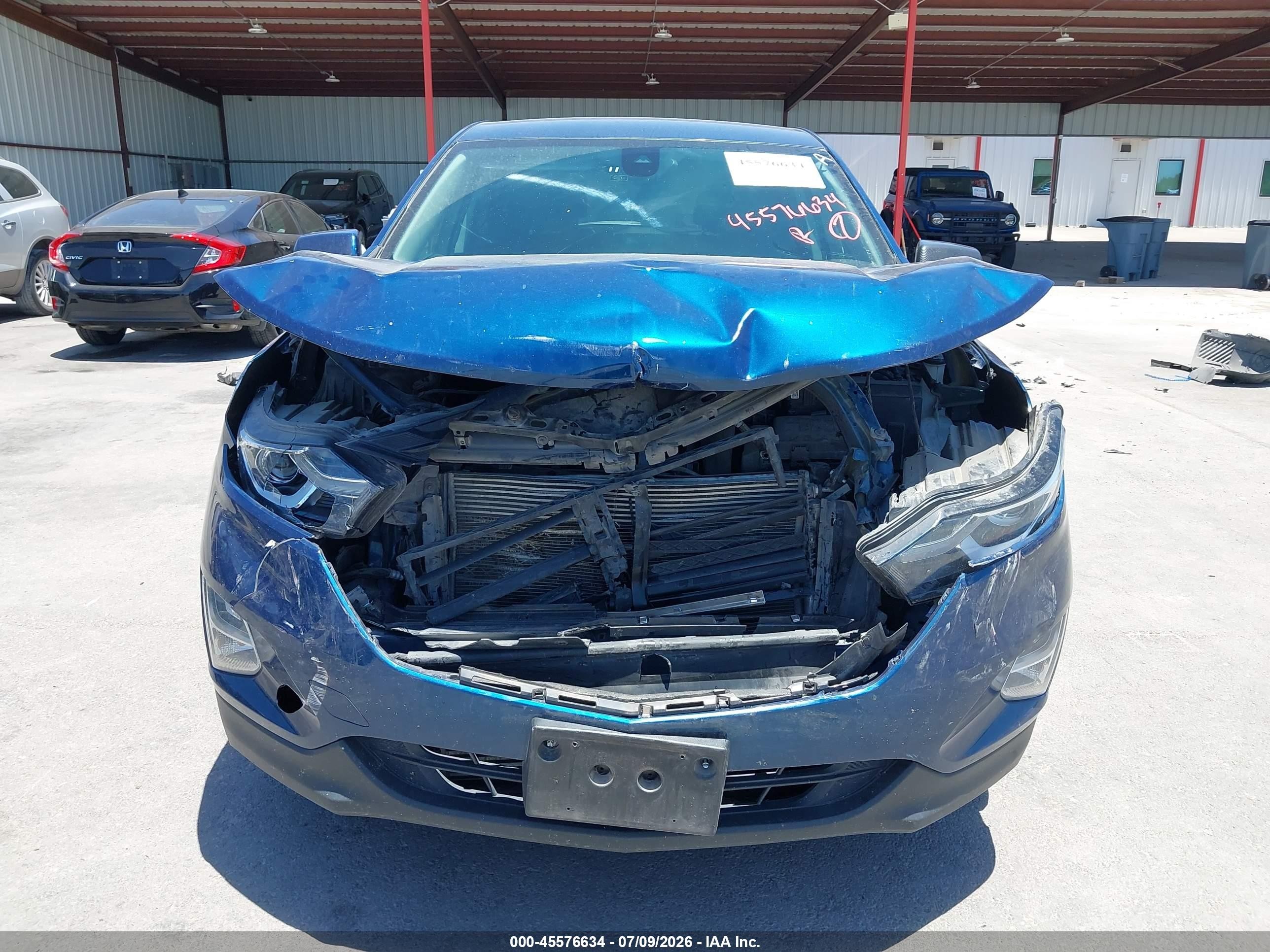 2021 Chevrolet Equinox Fwd Lt Синий vin: 2GNAXKEV2M6128079